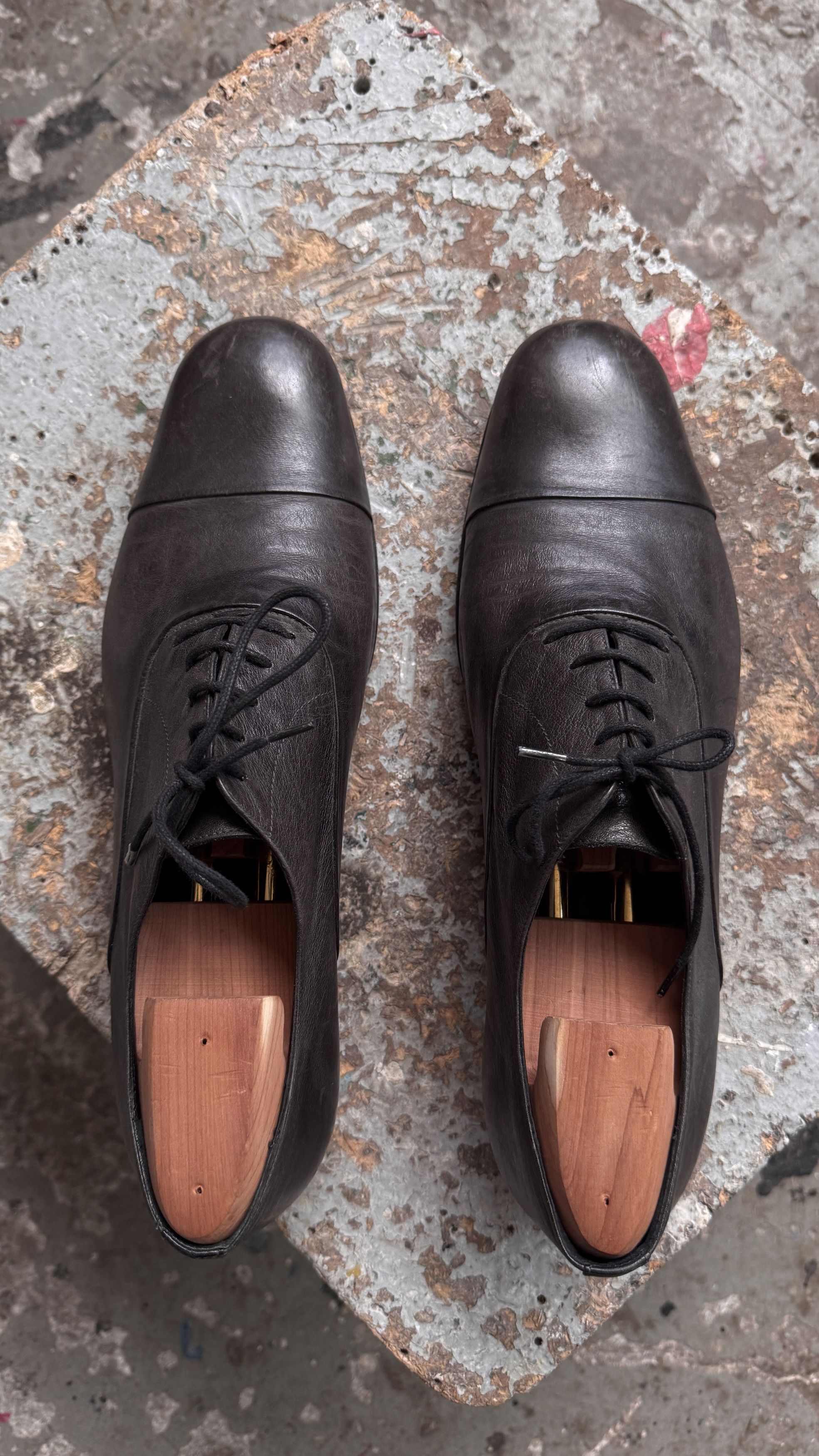 Pierre Hardy aa . KANGAROO OXFORDS . 28 CM . DARK GREY . MADE IN ITALY Size US 9.5 / EU 42-43 - 1 Thumbnail