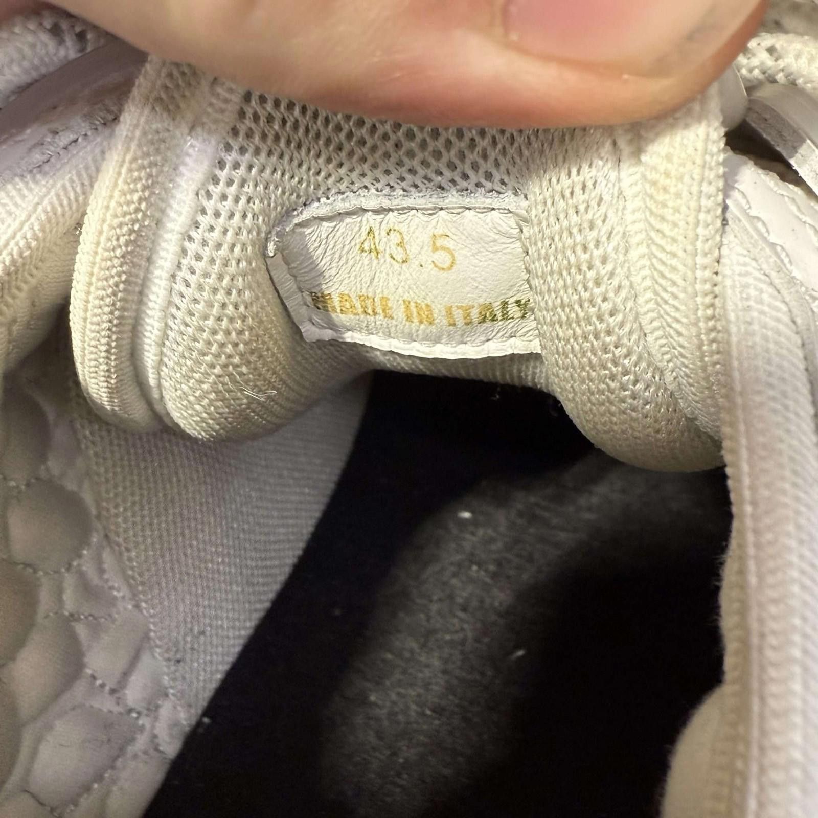 Versace Versace Chain Reaction White Rubber Suede 43.5EU No Insole Size US 10.5 / EU 43-44 - 9 Thumbnail