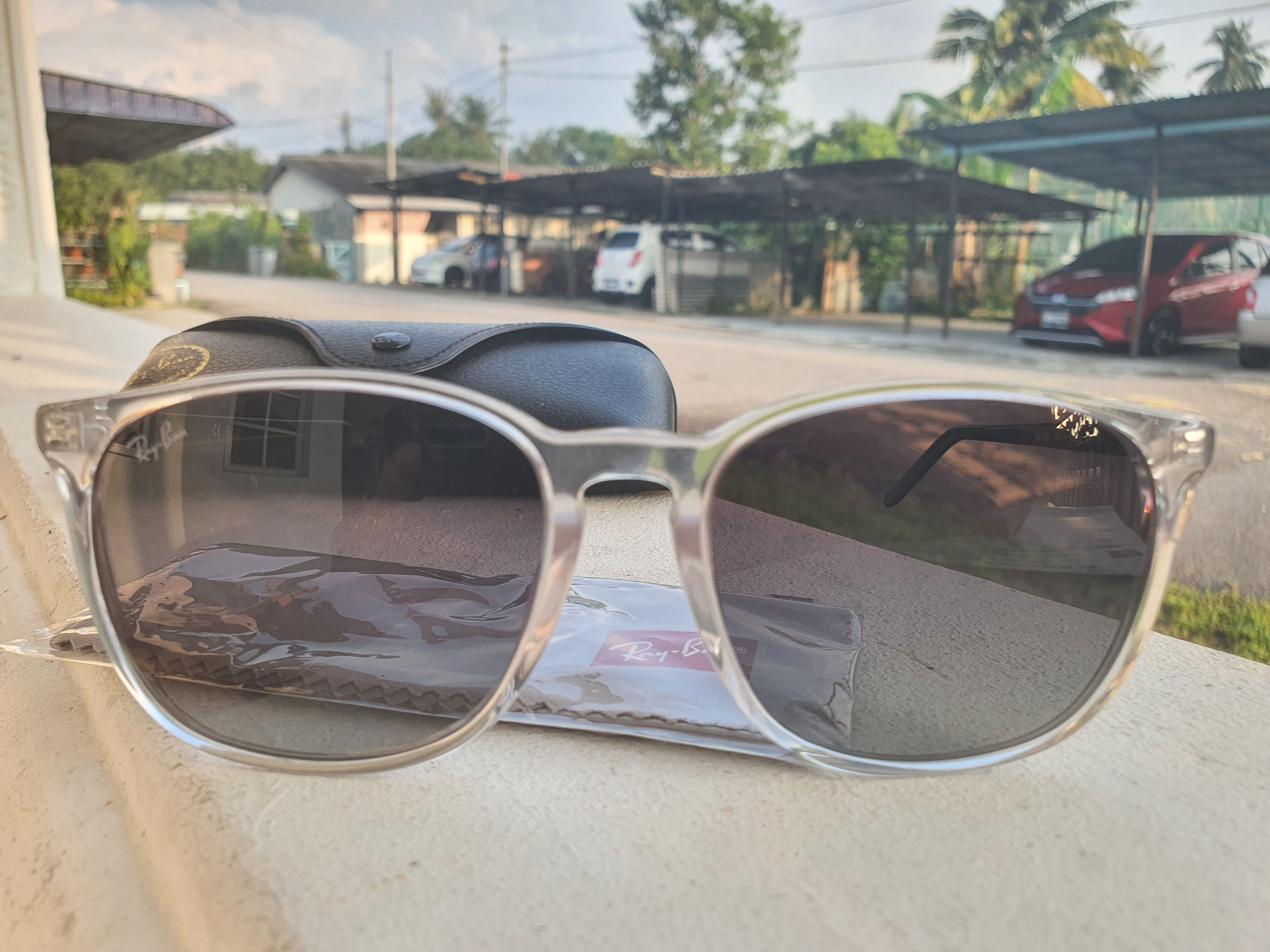 RayBan Rayban RB4387F 1349/11 55¤18 145 3N Size ONE SIZE - 1 Preview