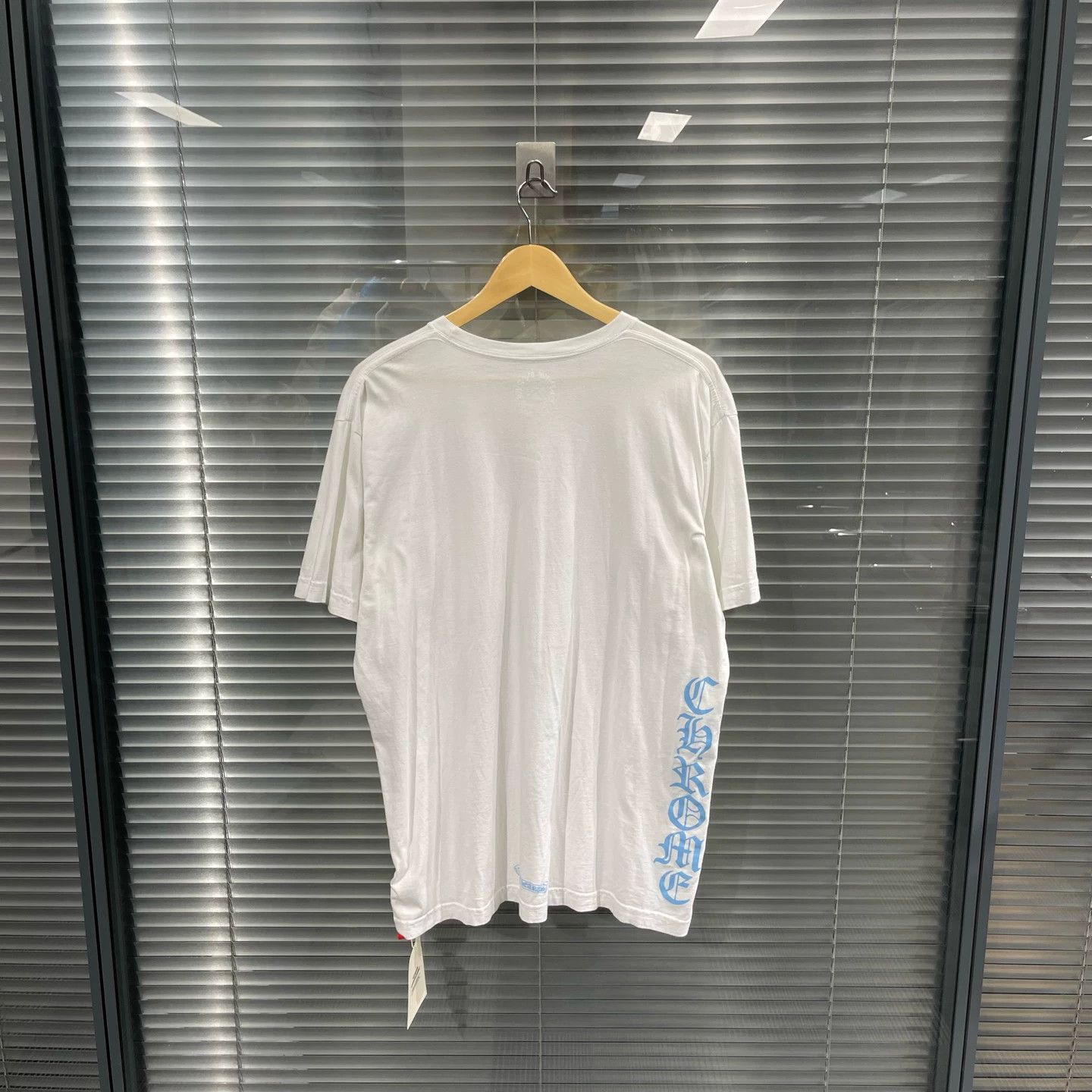 Chrome Hearts Chrome Hearts White SS T Side Blue Sanskrit XL 99 Size US XL / EU 56 / 4 - 2 Thumbnail