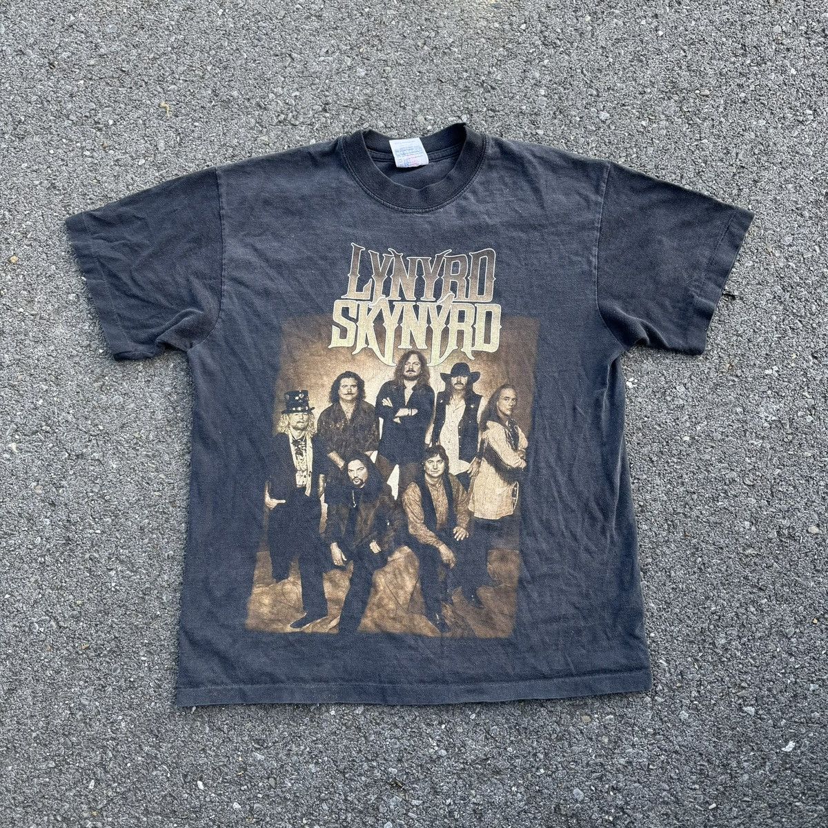Vintage vintage 1997 lynyrd skynyrd tour tee Size US L / EU 52-54 / 3 - 1 Thumbnail