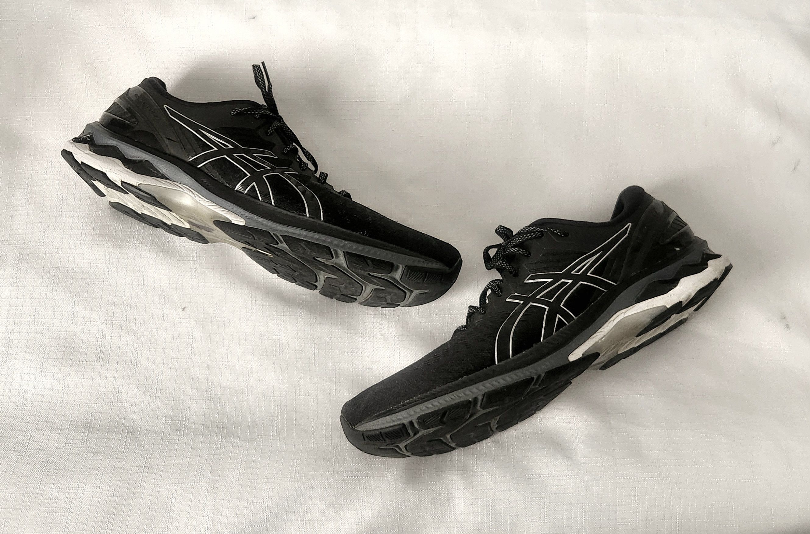 Asics ASICS Gel-Kayano 27 F581120 Athletic Men's Sz 13 Wide Black Size US 13 / EU 46 - 2 Thumbnail