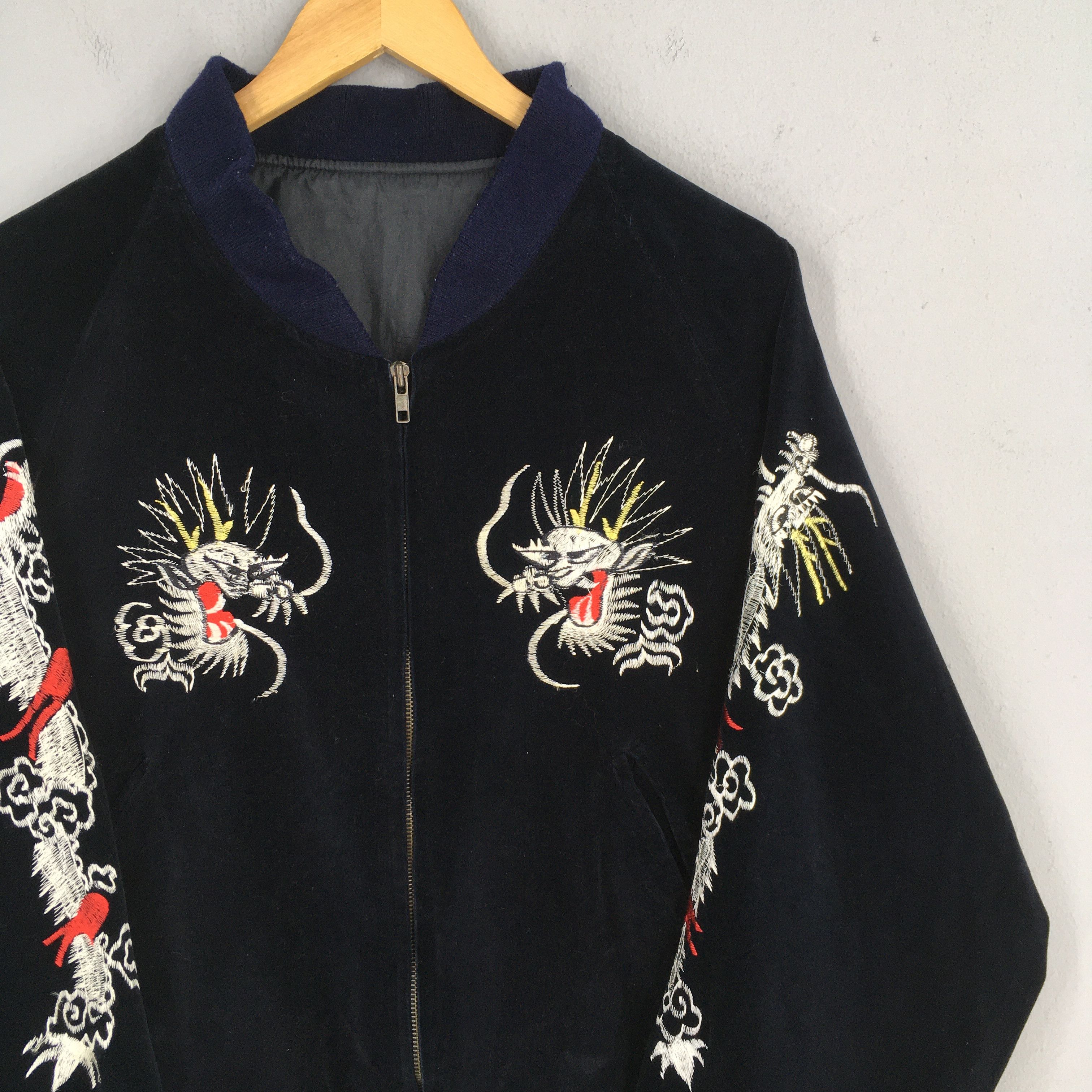Toyo Enterprises Vintage Sukajan Dragon Velvet Black Bomber Jacket Large Size US L / EU 52-54 / 3 - 4 Thumbnail
