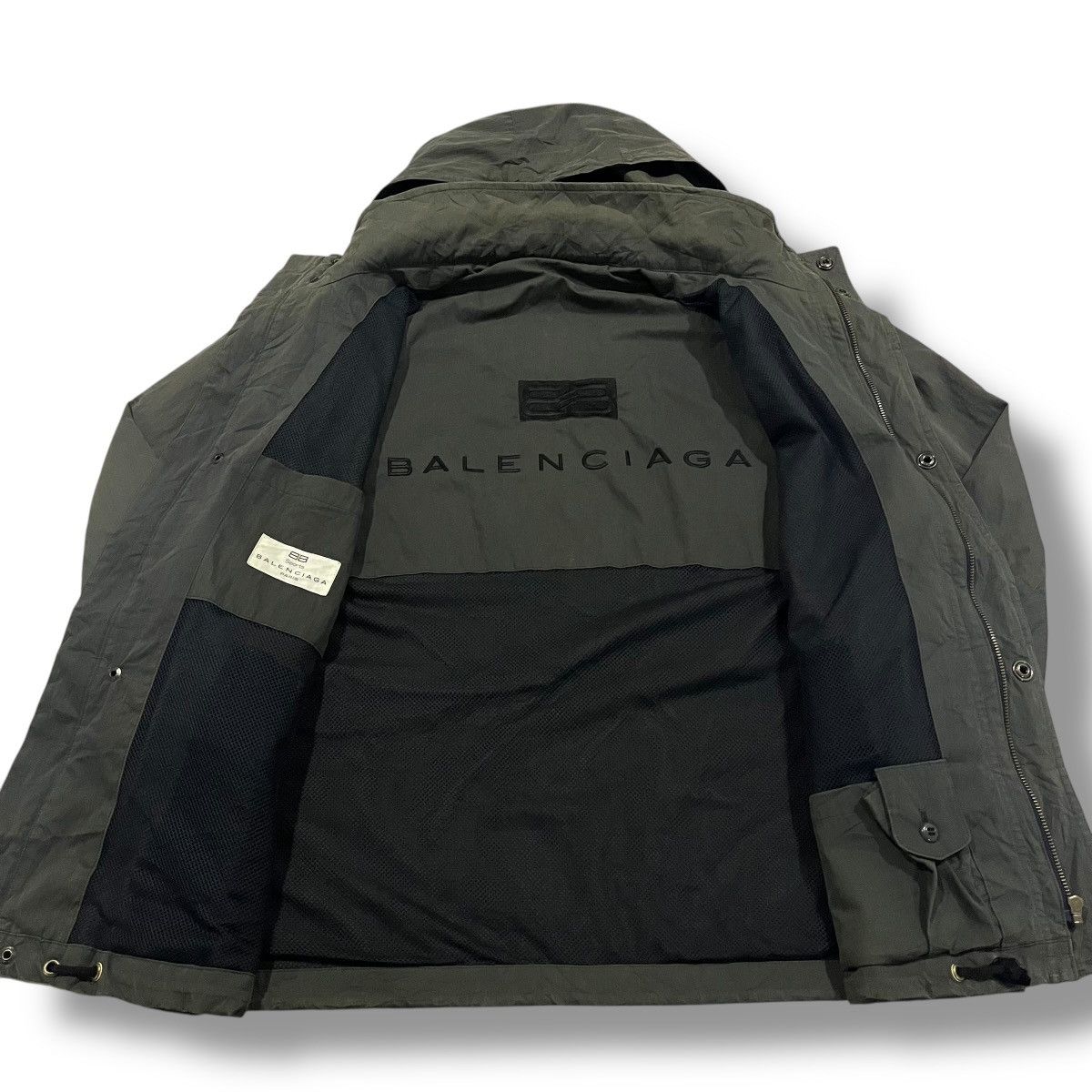 Balenciaga VINTAGE BALENCIAGA SPORTS SPELLOUT JACKET HOODIE Size US XL / EU 56 / 4 - 1 Thumbnail