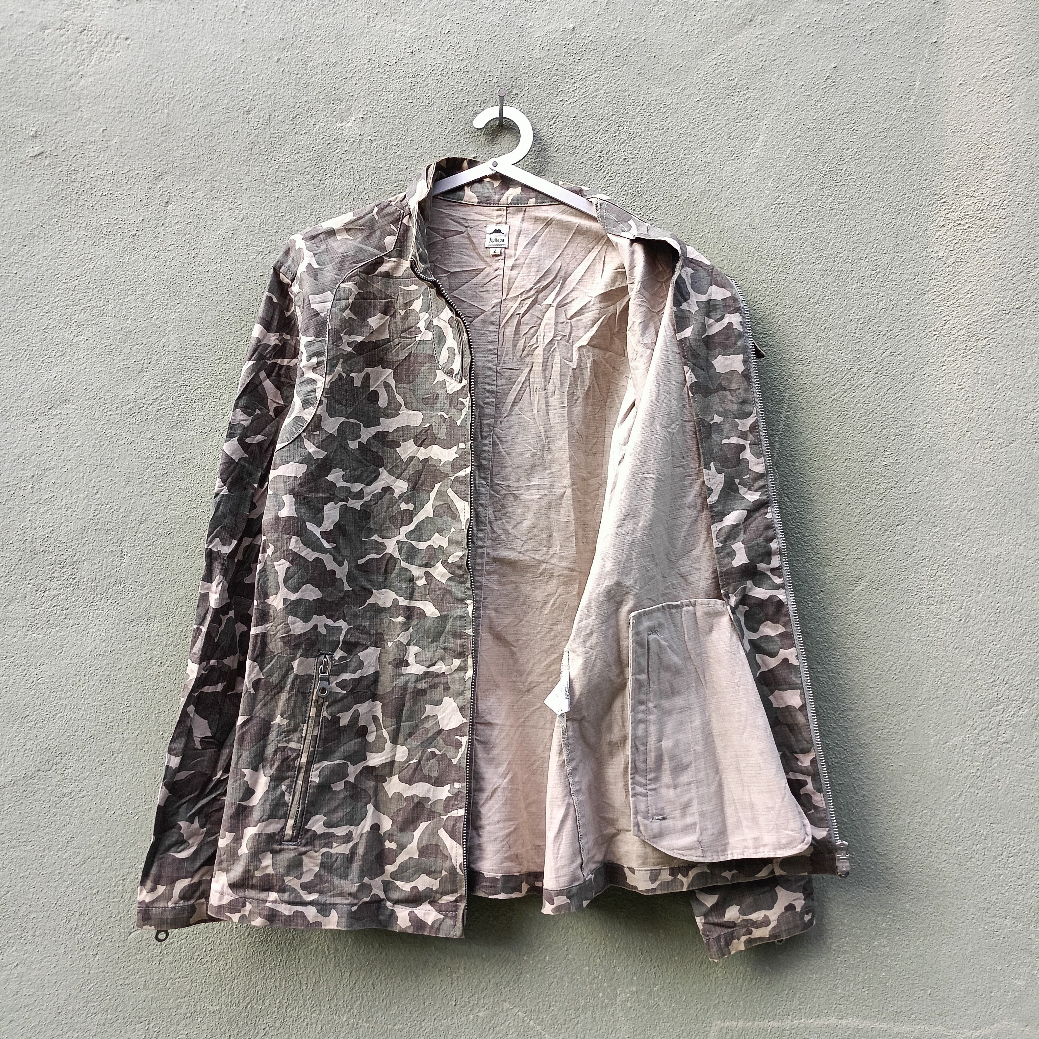 Japanese Brand Jipijapa camo Japanese Brand Size US M / EU 48-50 / 2 - 7 Thumbnail