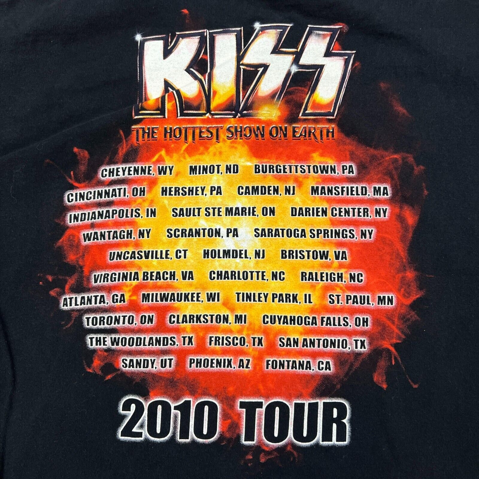 Band Tees × KISS × Vintage Vintage 2010 Kiss Large Hottest Show On Earth Band Tour Tee Size US L / EU 52-54 / 3 - 6 Thumbnail
