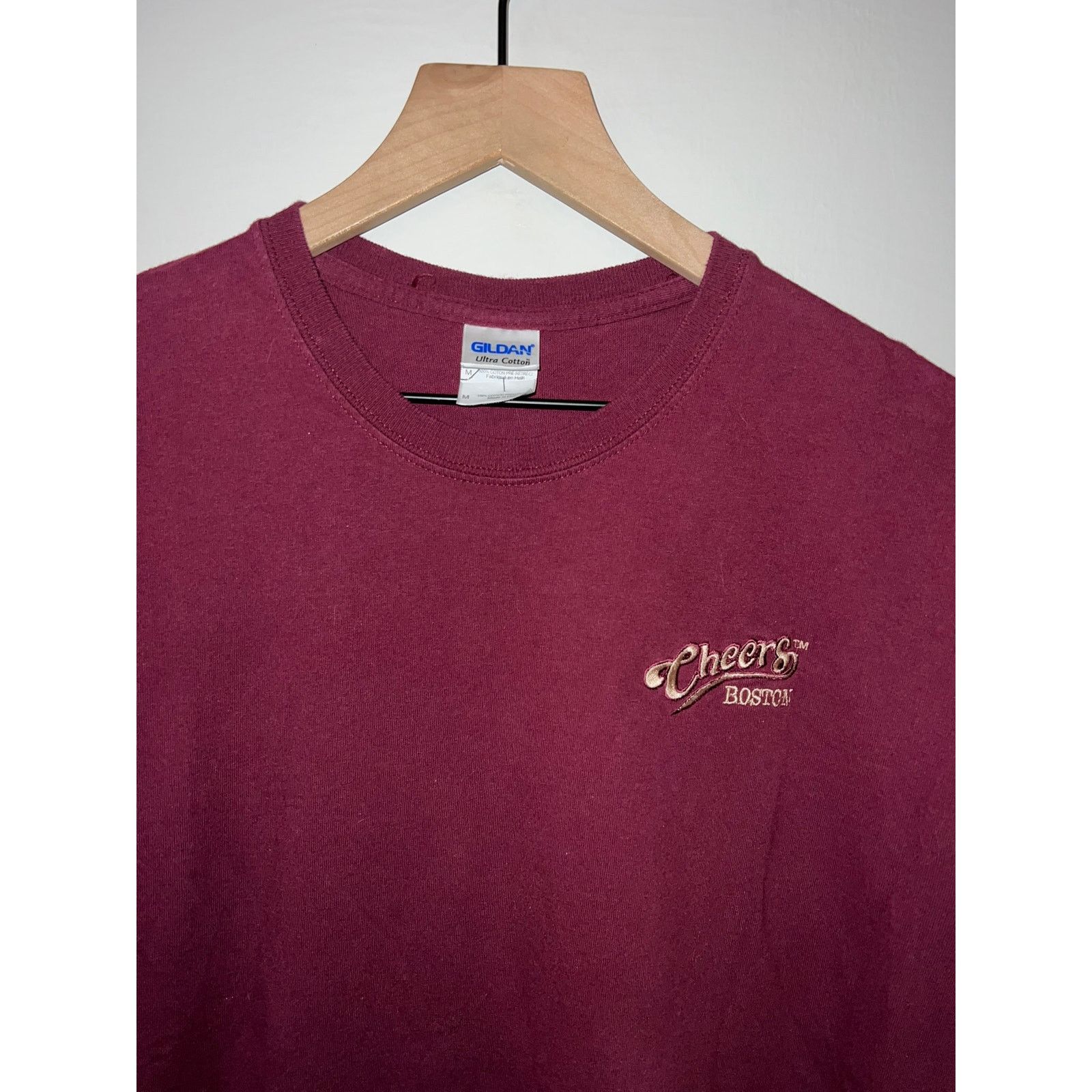 Gildan Vintage Cheers Shirt Where Everybody Name Show Tee M Medium Size US M / EU 48-50 / 2 - 2 Thumbnail