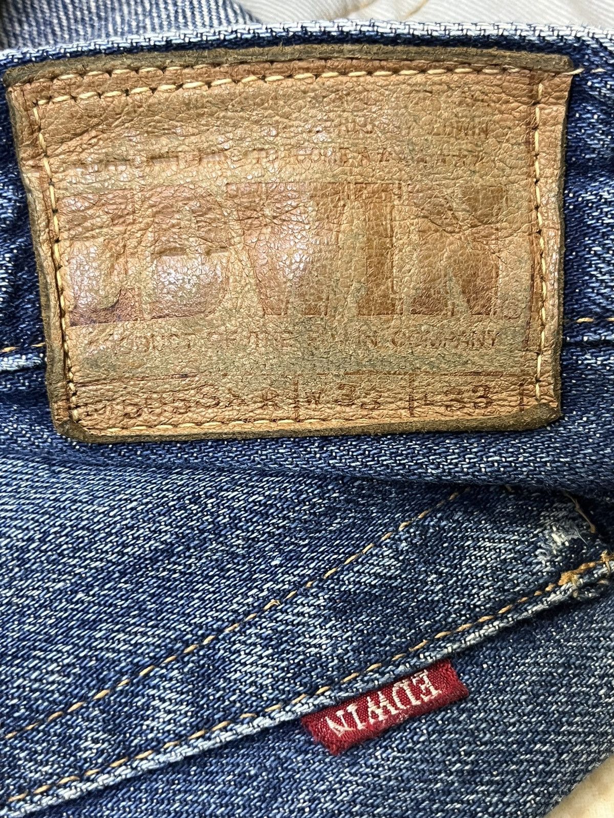 Edwin VINTAGE EDWIN 505SX-R DISTRESSED REDLINE SELVEDGE JEANS Size US 33 - 15 Thumbnail