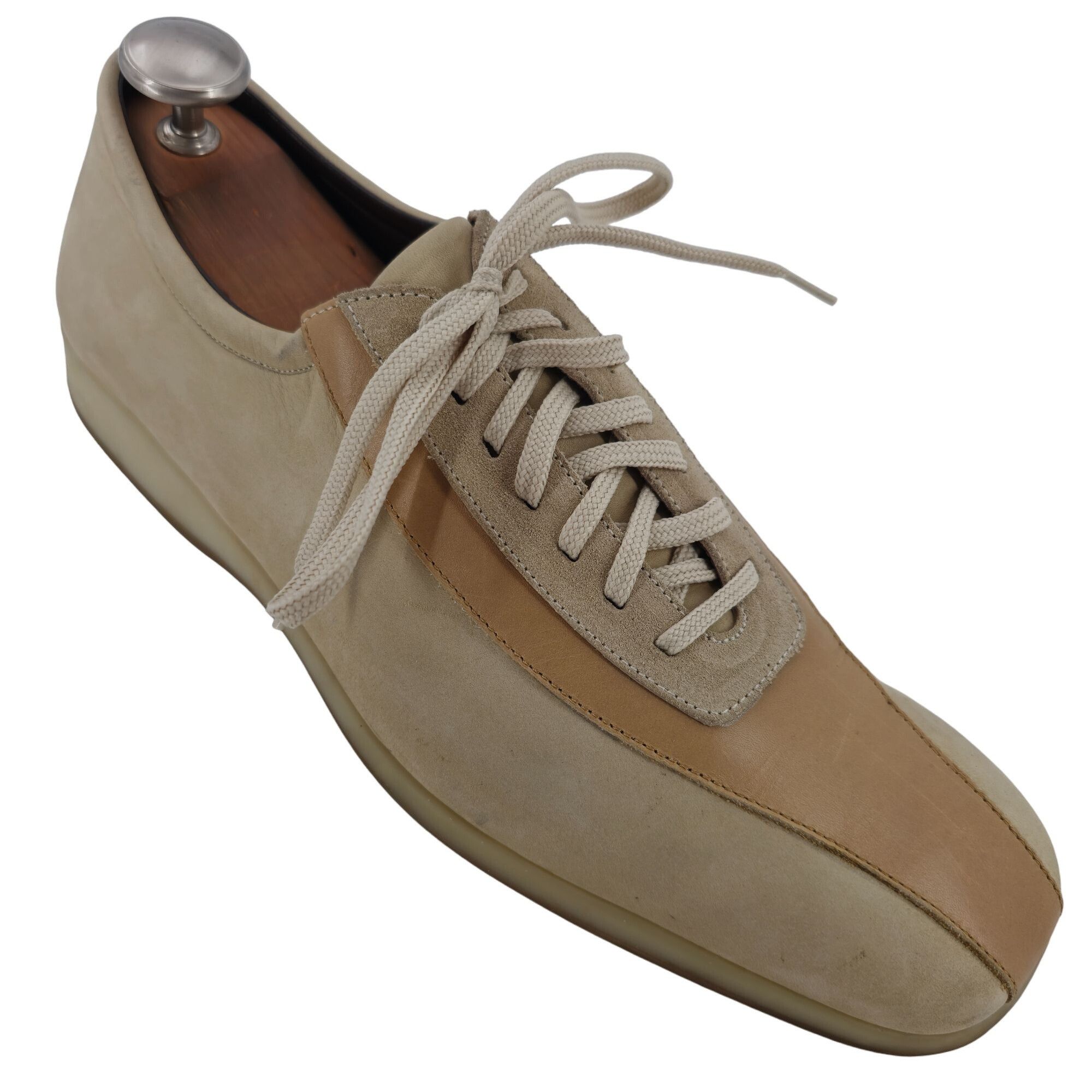 Salvatore Ferragamo Vintage Salvatore Ferragamo Sneaker Men 11 Beige Tan Leather Size US 11 / EU 44 - 1 Thumbnail