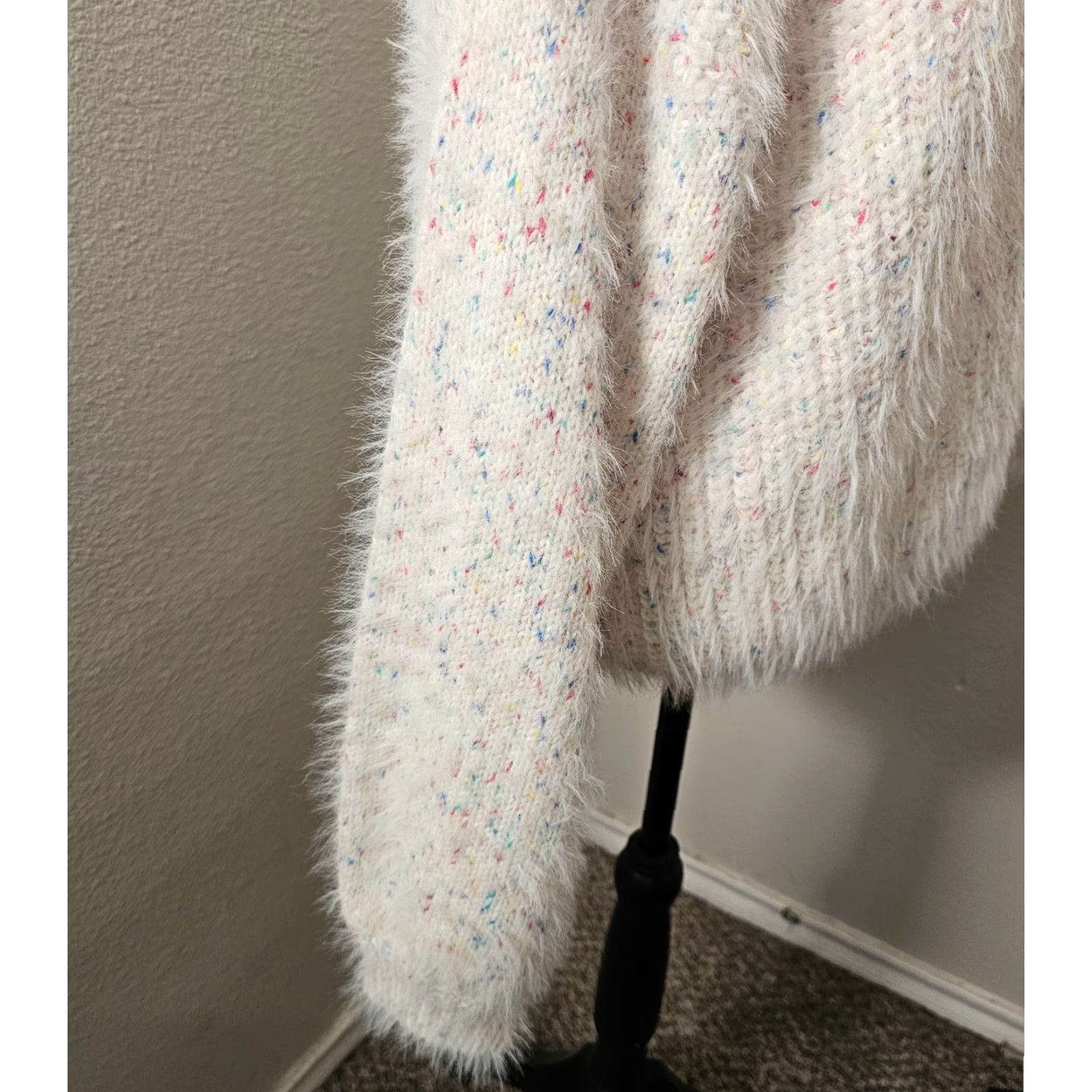 Forever 21 Forever 21 Women’s White Multicolor Spotted Sweater Long Sleeve Size L Size L / US 10 / IT 46 - 5 Thumbnail