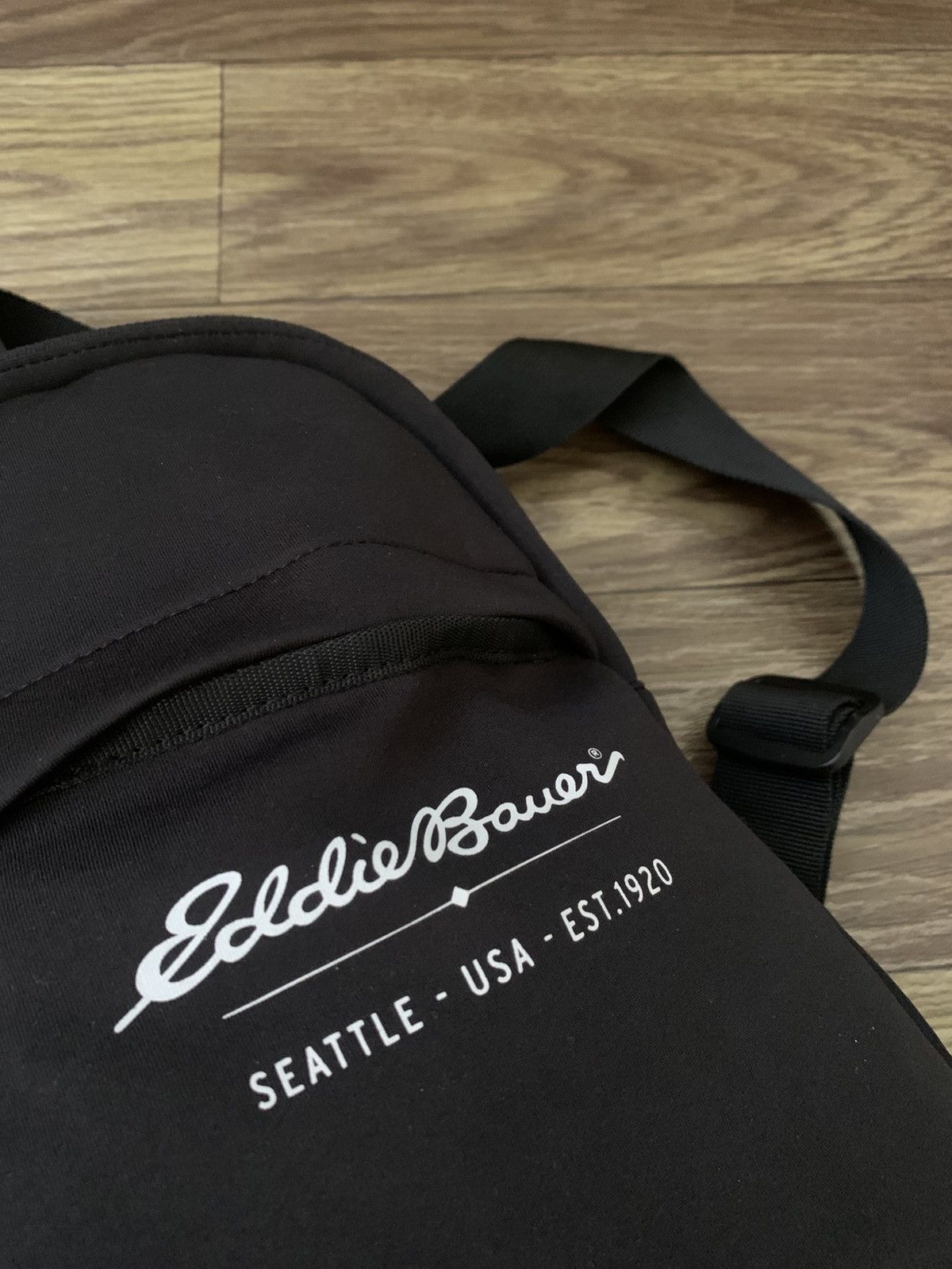 Eddie Bauer Japan Vintage Crossbody Bag EDDIE BAUER Size ONE SIZE - 8 Thumbnail