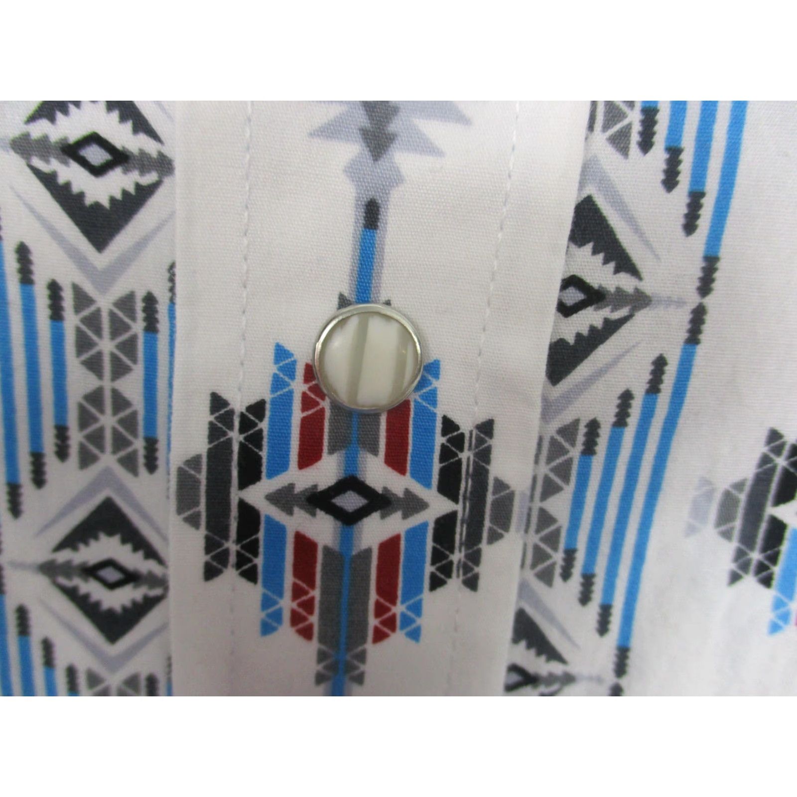 Vintage VINTAGE Panhandle Shirt Men XL Blue Aztec Western Pearl Snap Short Sleeve Size US XL / EU 56 / 4 - 5 Thumbnail
