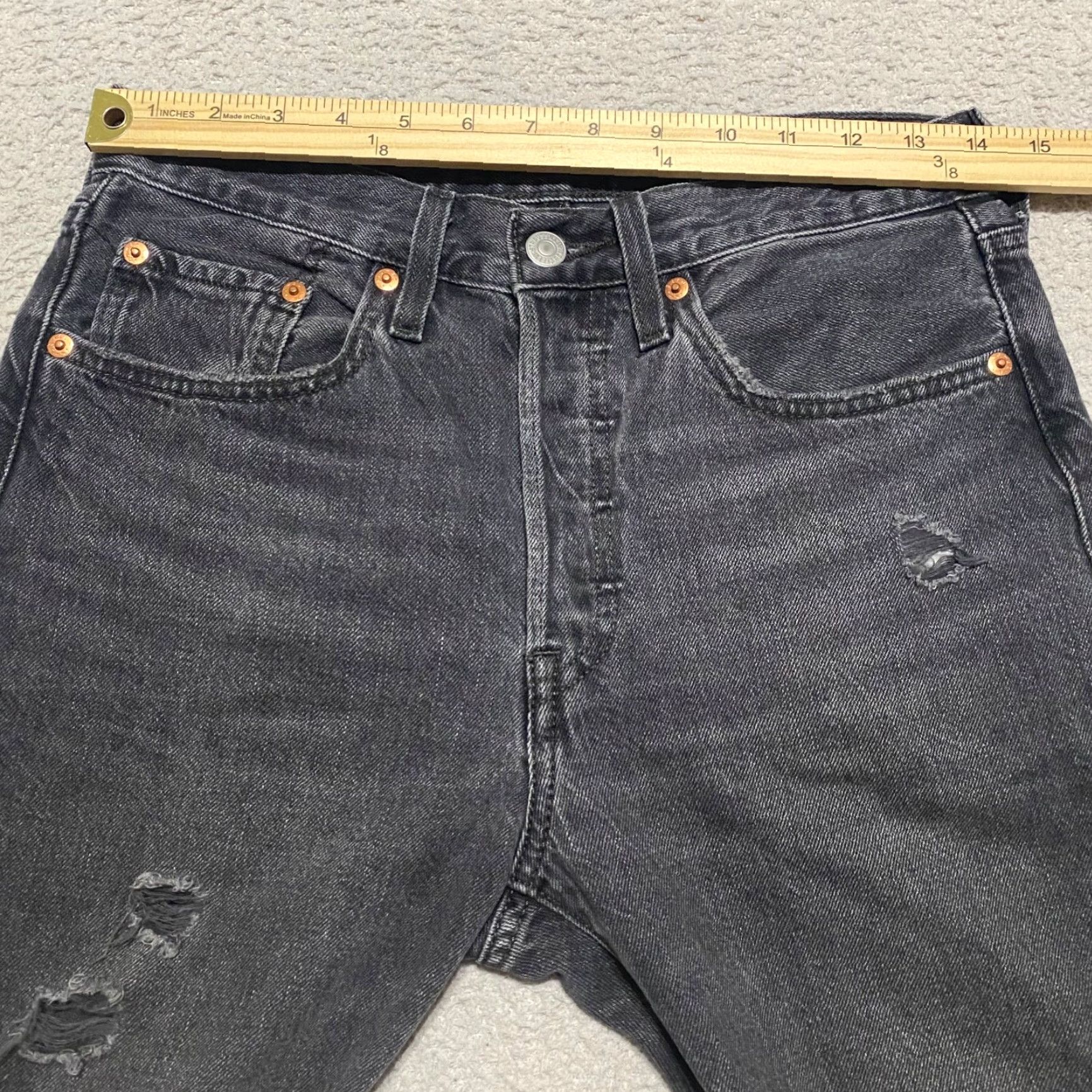 Levi's Levi's 501 Jeans Mens 26x28 Gray Denim Straight Medium Wash Distressed Size US 28 / EU 44 - 5 Thumbnail