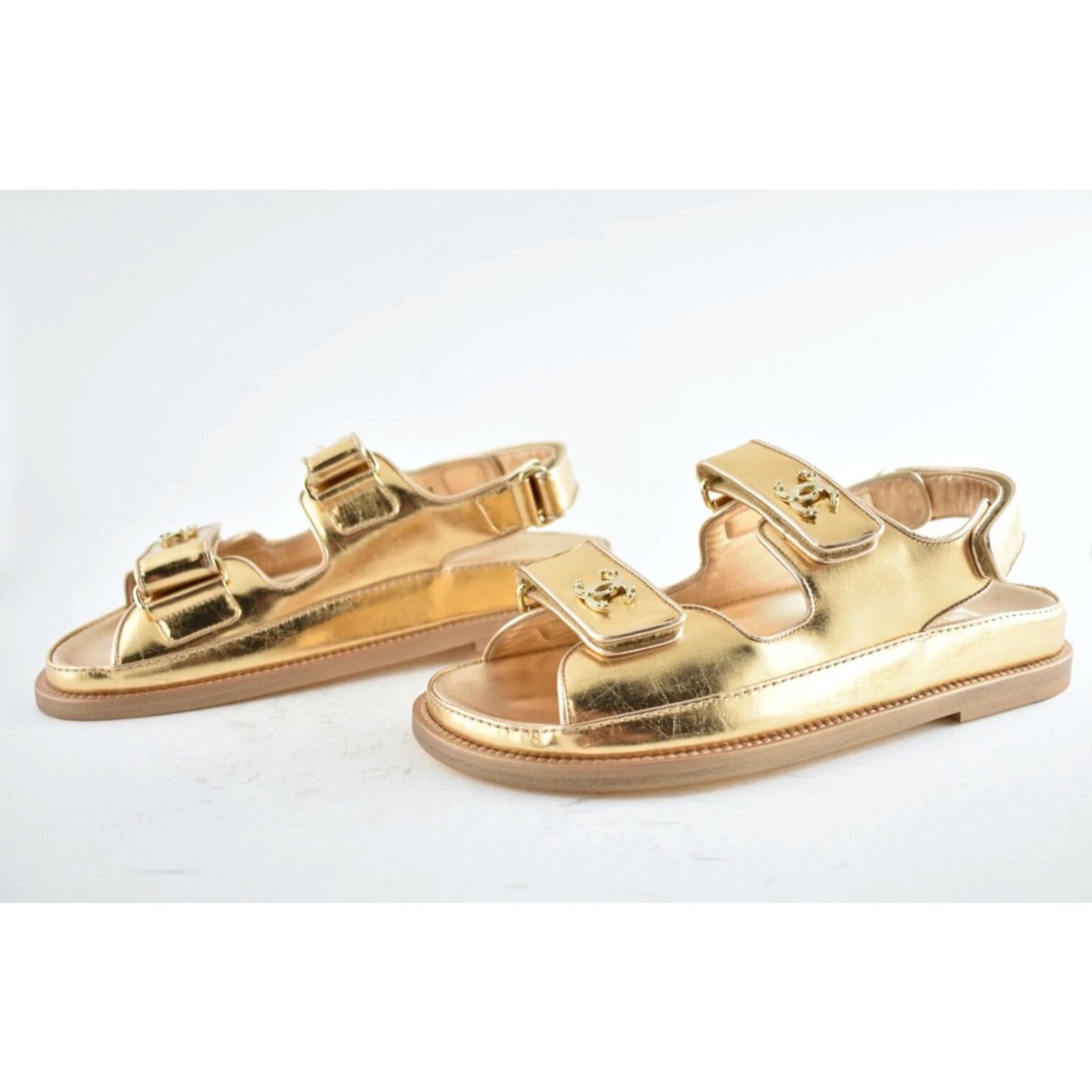 Chanel Chanel 22C Golden Gold Laminated CC Logo Mule Slide Size US 5.5 / IT 35.5 - 9 Thumbnail