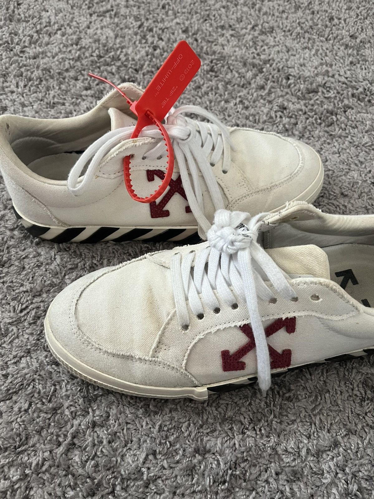 Off-White 2019 Off- White Vulc Low Size US 9 / EU 42 - 2 Thumbnail