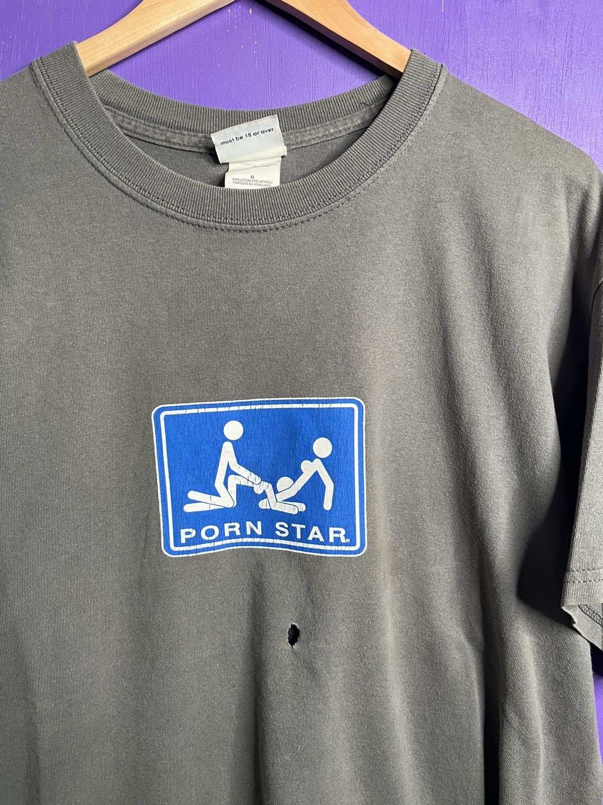 Vintage Vintage late 90s Porn Star brand faded sex shirt Size US L / EU 52-54 / 3 - 3 Thumbnail