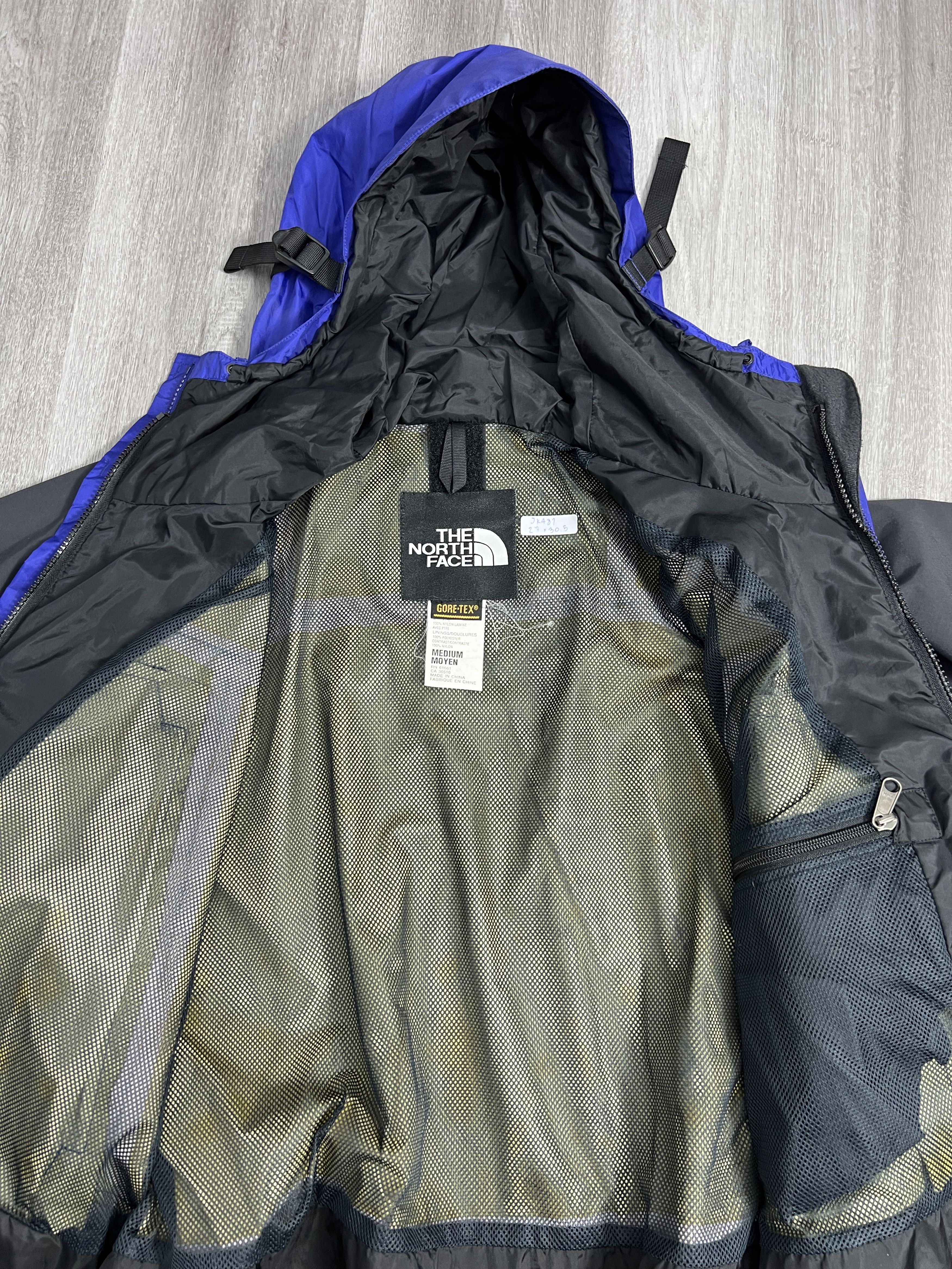 The North Face The North Face Gore-Tex Jacket (M) JK481 Size US M / EU 48-50 / 2 - 11 Thumbnail