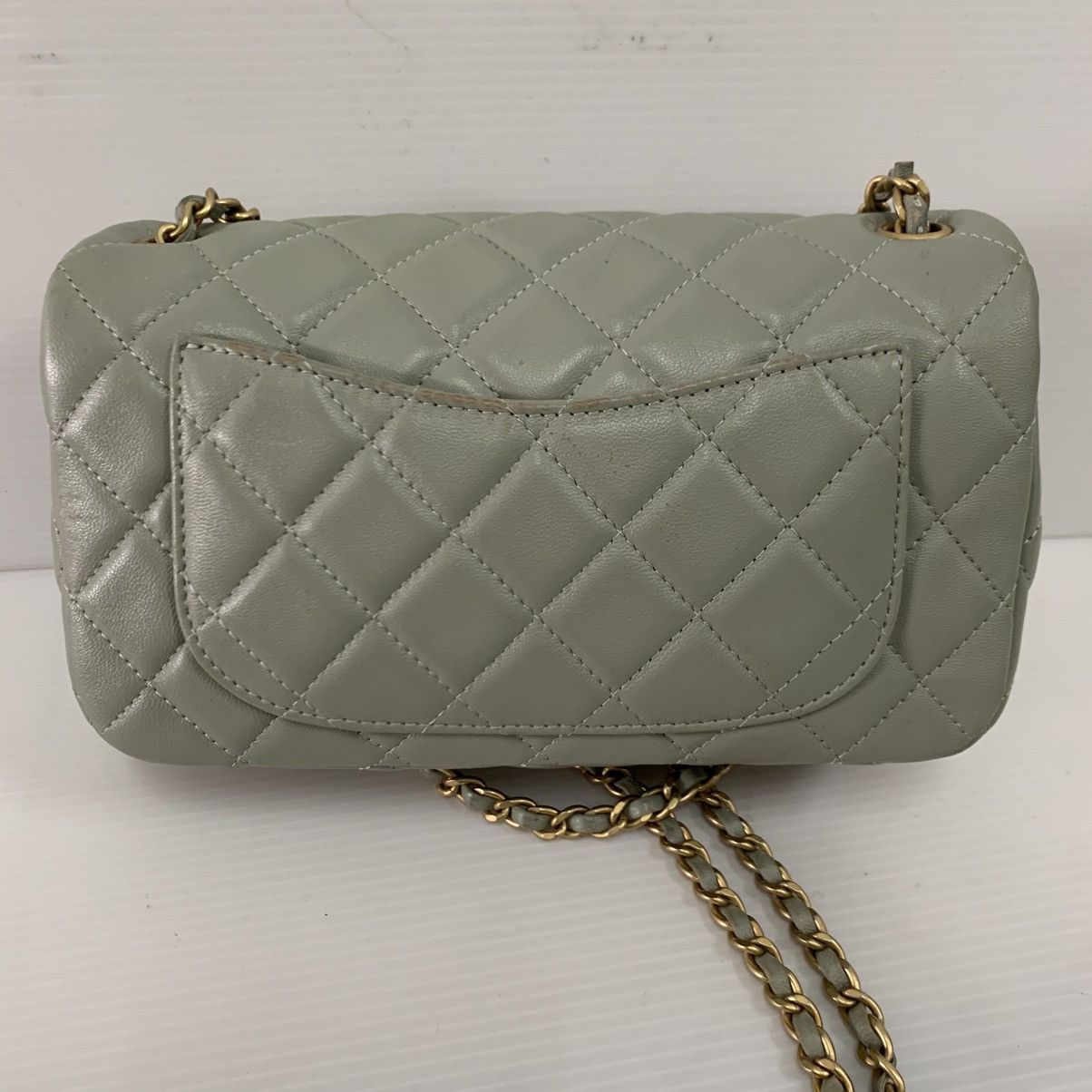 Chanel Chanel Lambskin Quilted Mini Pearl Crush Flap Green Size ONE SIZE - 3 Thumbnail