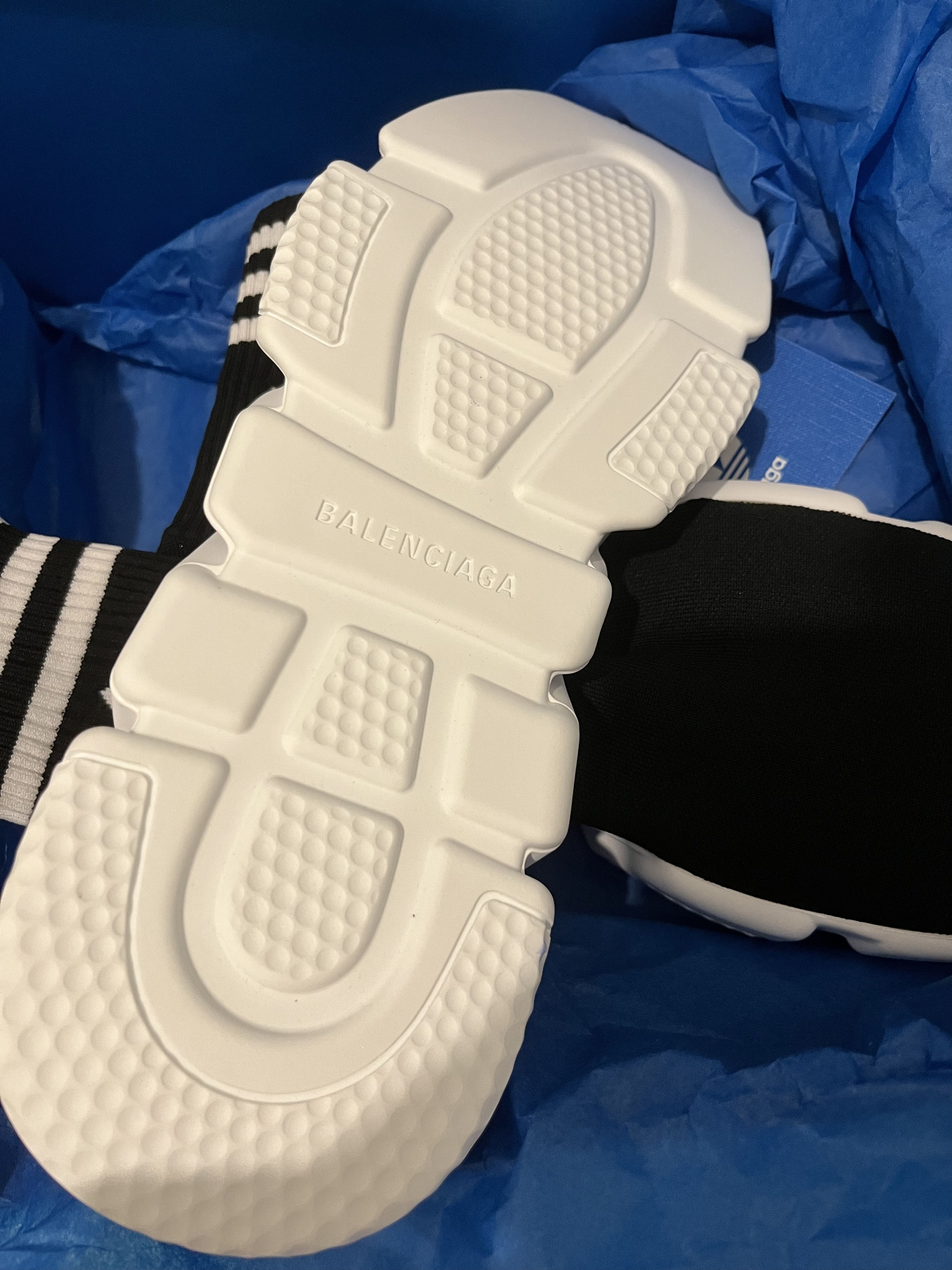 Adidas × Balenciaga Balenciaga X Adidas Speed Black & White Size US 9.5 / EU 42-43 - 4 Thumbnail
