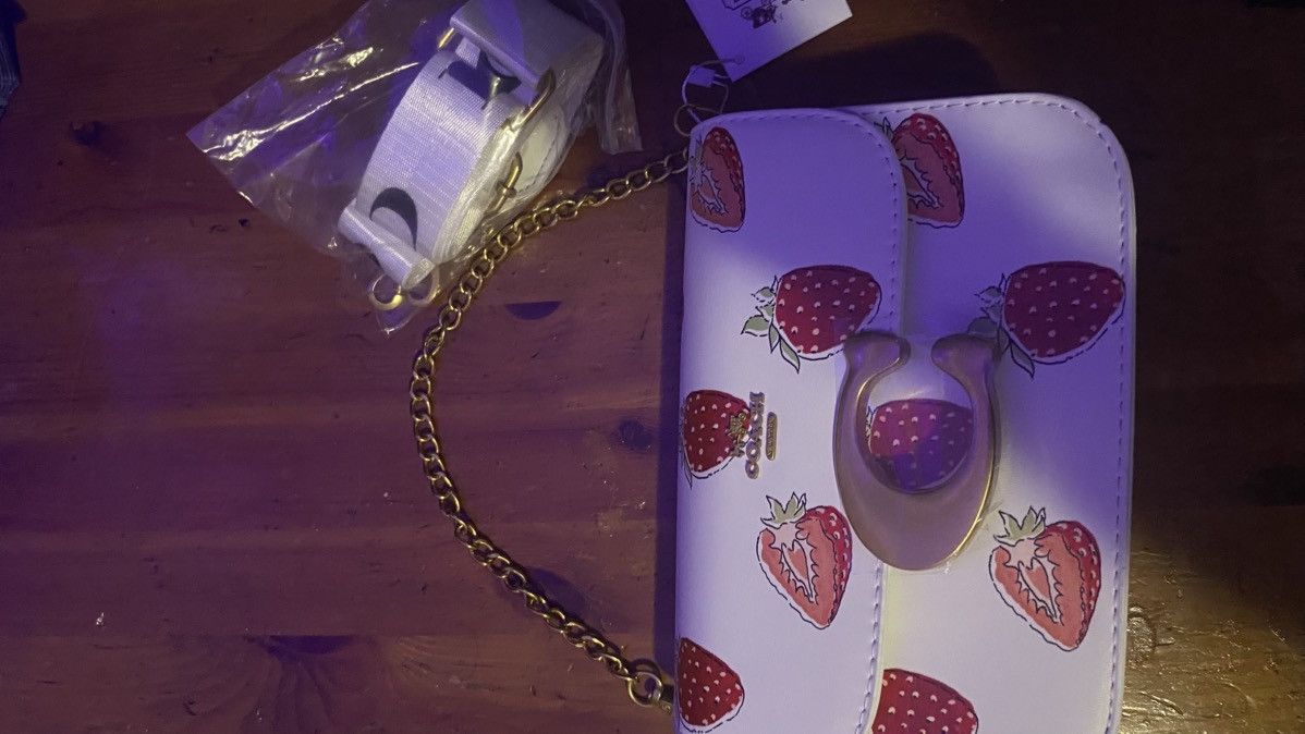 Coach Coach bag with strawberry print crossbody bag Size ONE SIZE - 7 Thumbnail