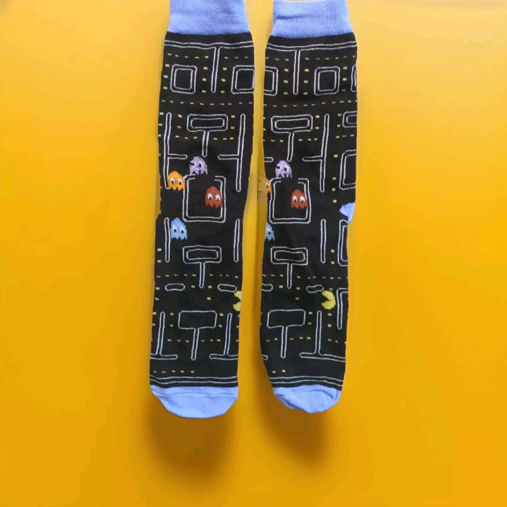 Vintage VINTAGE Pac Man Black Lavender Toe Box Cotton Blend One Size PAC-MAN Blue Socks Geometric Pac-Man 80s Novelty Men Full Toe Mid Calf All Seasons Size ONE SIZE - 2 Thumbnail