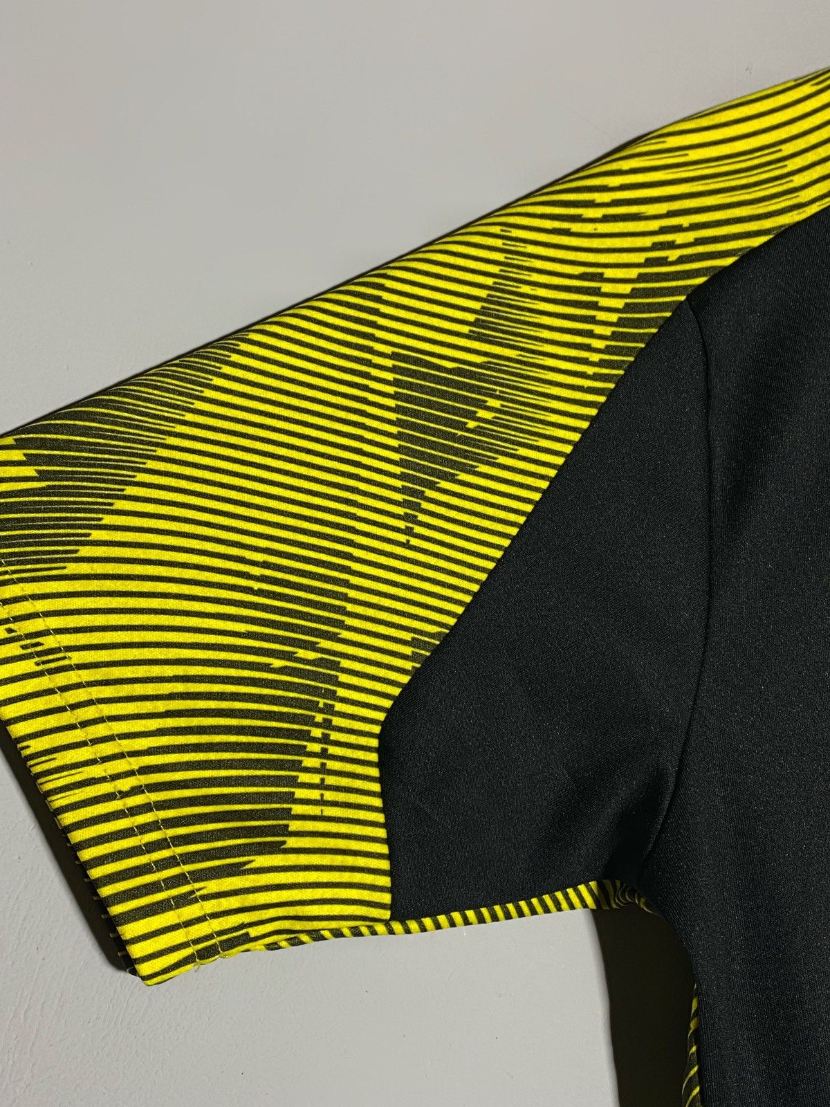Puma Puma Borussia Dortmund Jersey 2019/20 Football Shirt Size US M / EU 48-50 / 2 - 4 Thumbnail