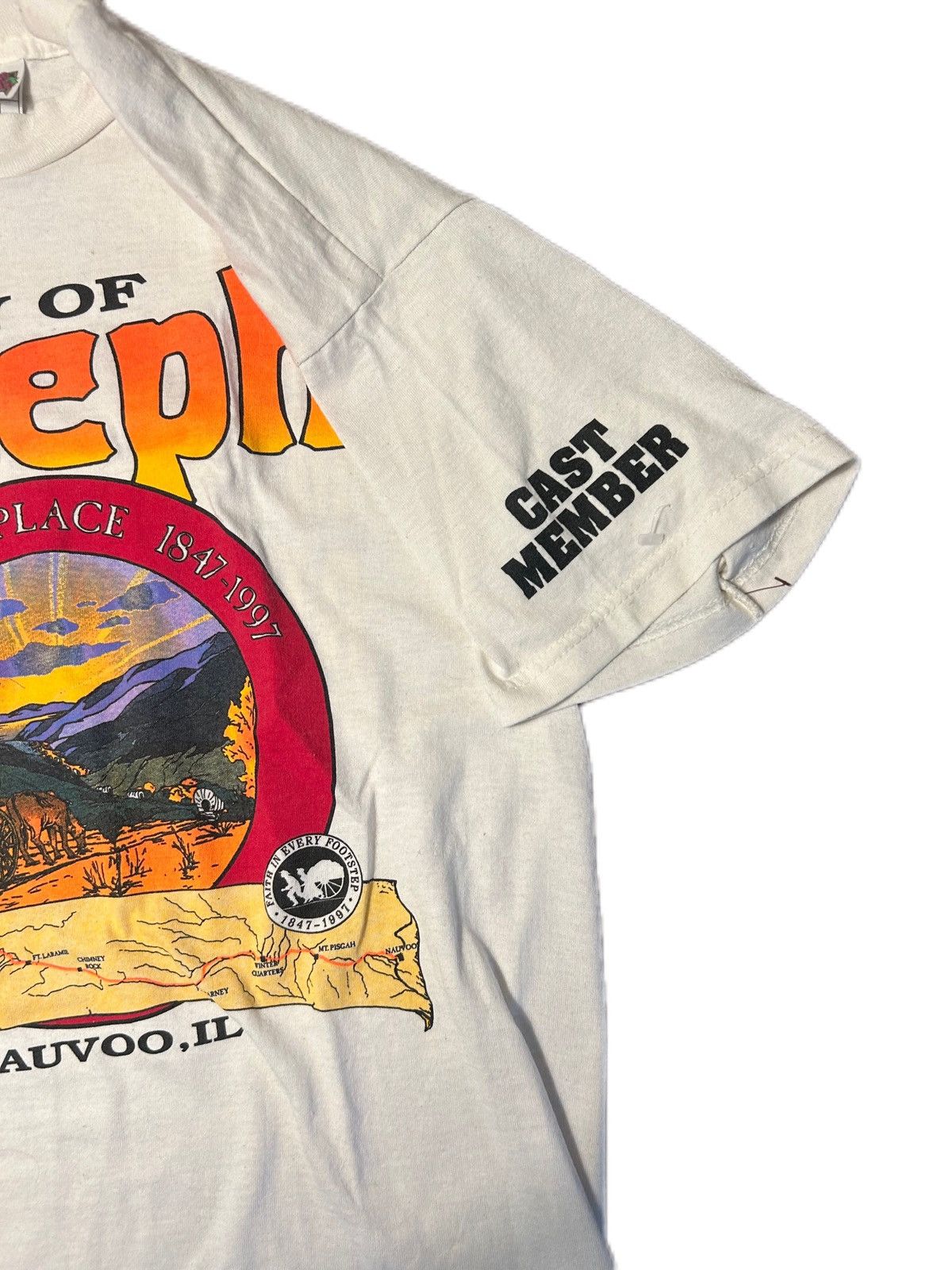 Vintage Vintage Cast Member Movie Tee Size US M / EU 48-50 / 2 - 3 Thumbnail