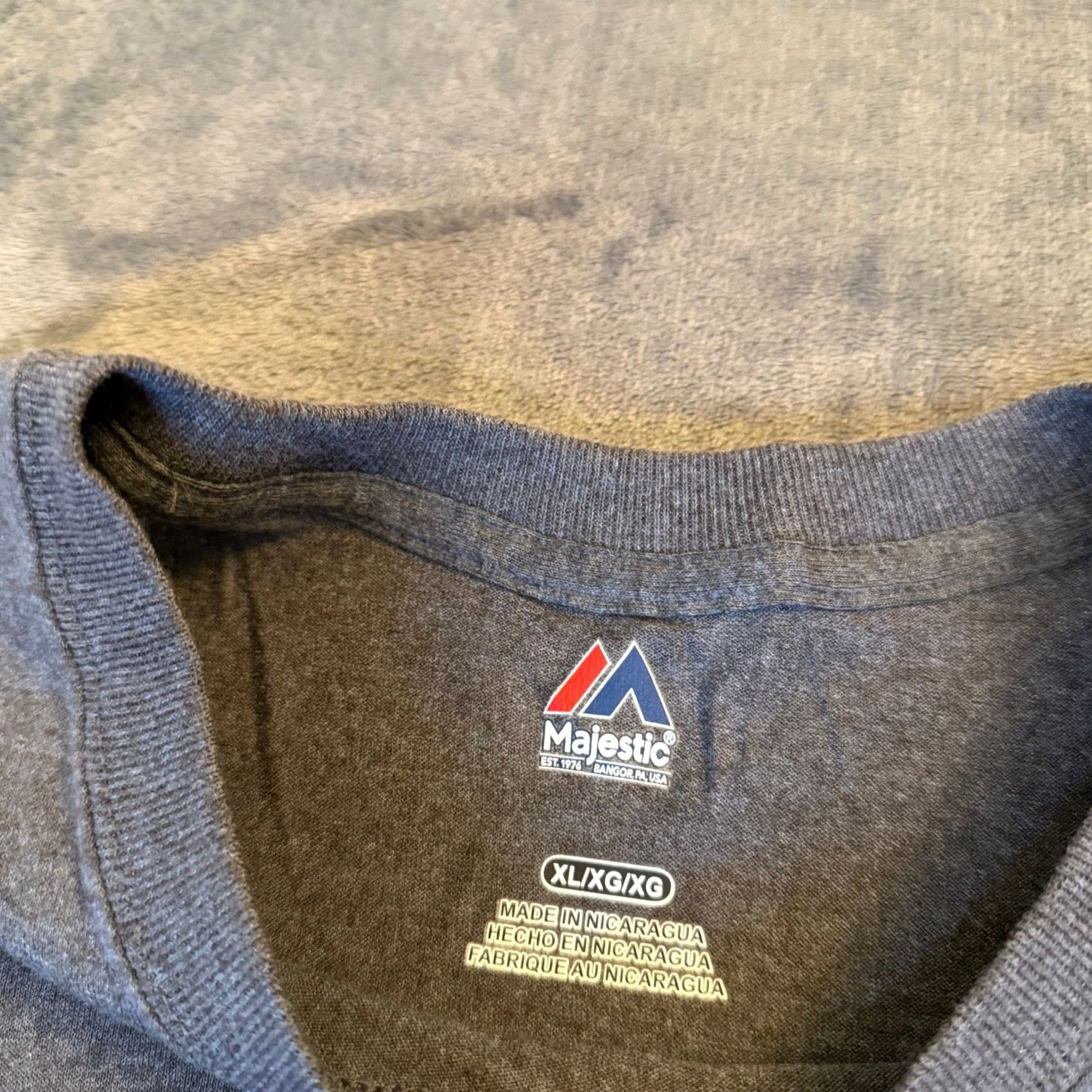 Vintage Majestic Chicago Cubs T Shirt Gray Baseball Graphic Tee Mens XL NWT Size US XL / EU 56 / 4 - 3 Thumbnail