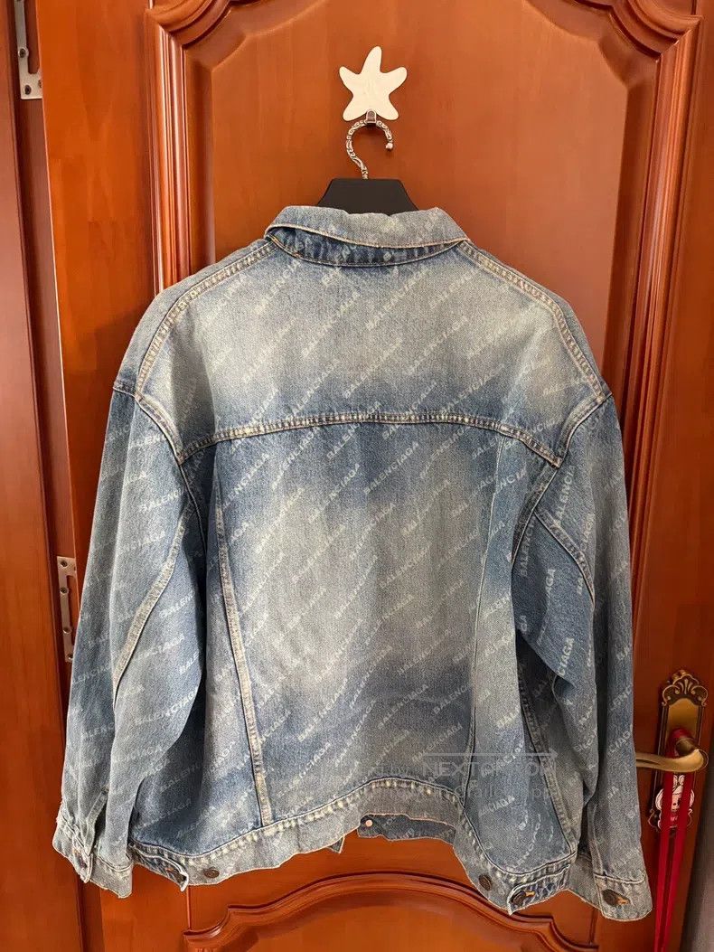 Balenciaga Balenciaga Full Print Letter Denim Jacket Size US S / EU 44-46 / 1 - 2 Thumbnail