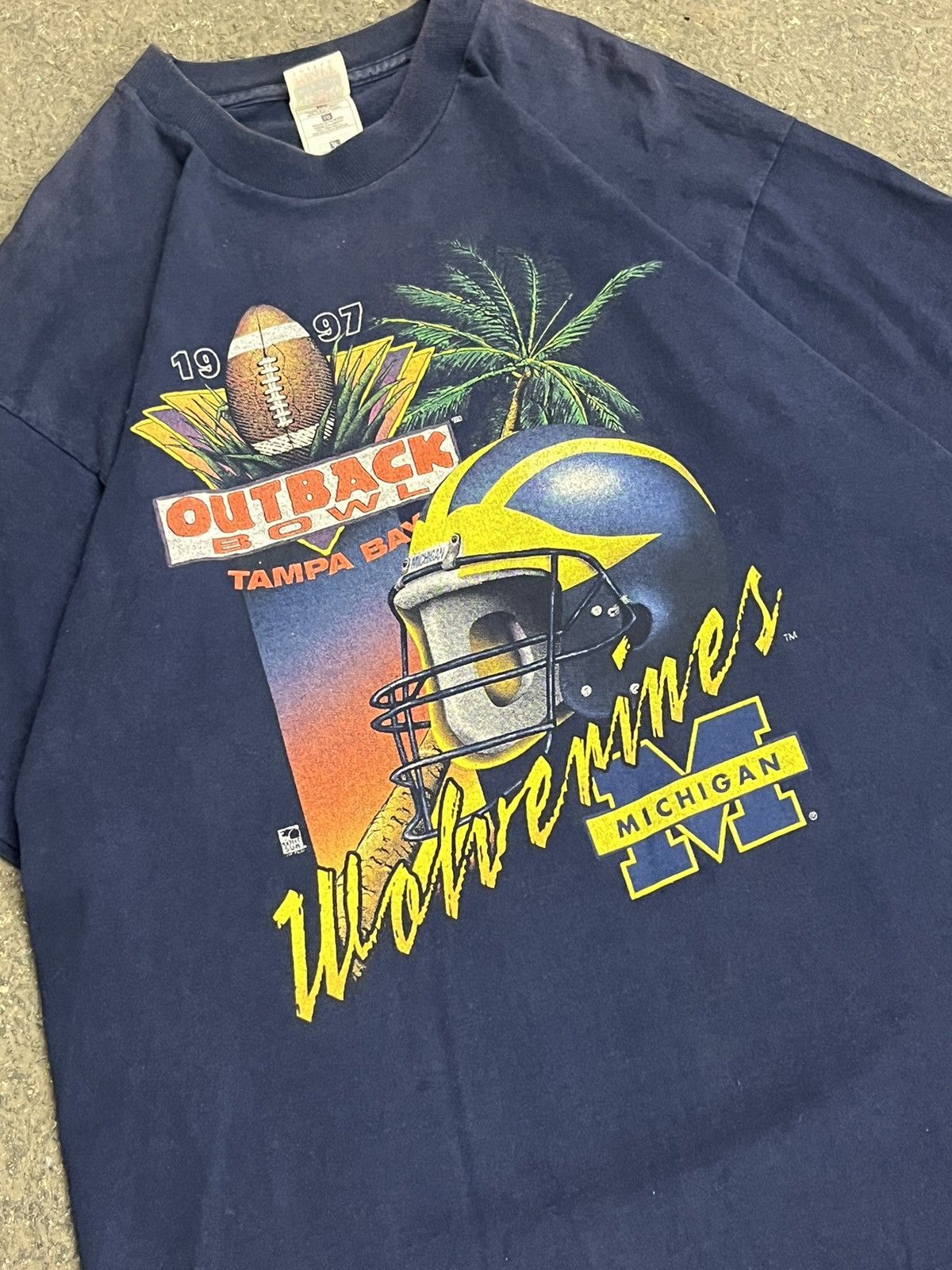 Vintage Vintage Michigan university 90s football shirt rare hype Size US XL / EU 56 / 4 - 3 Thumbnail