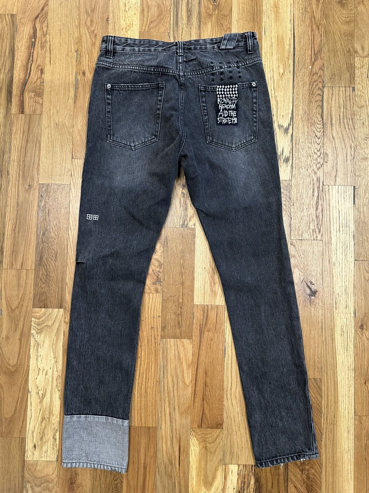 Ksubi Ksubi Knee Cross Patch Grey Denim Jeans Size 32 Size US 32 / EU 48 - 2 Thumbnail