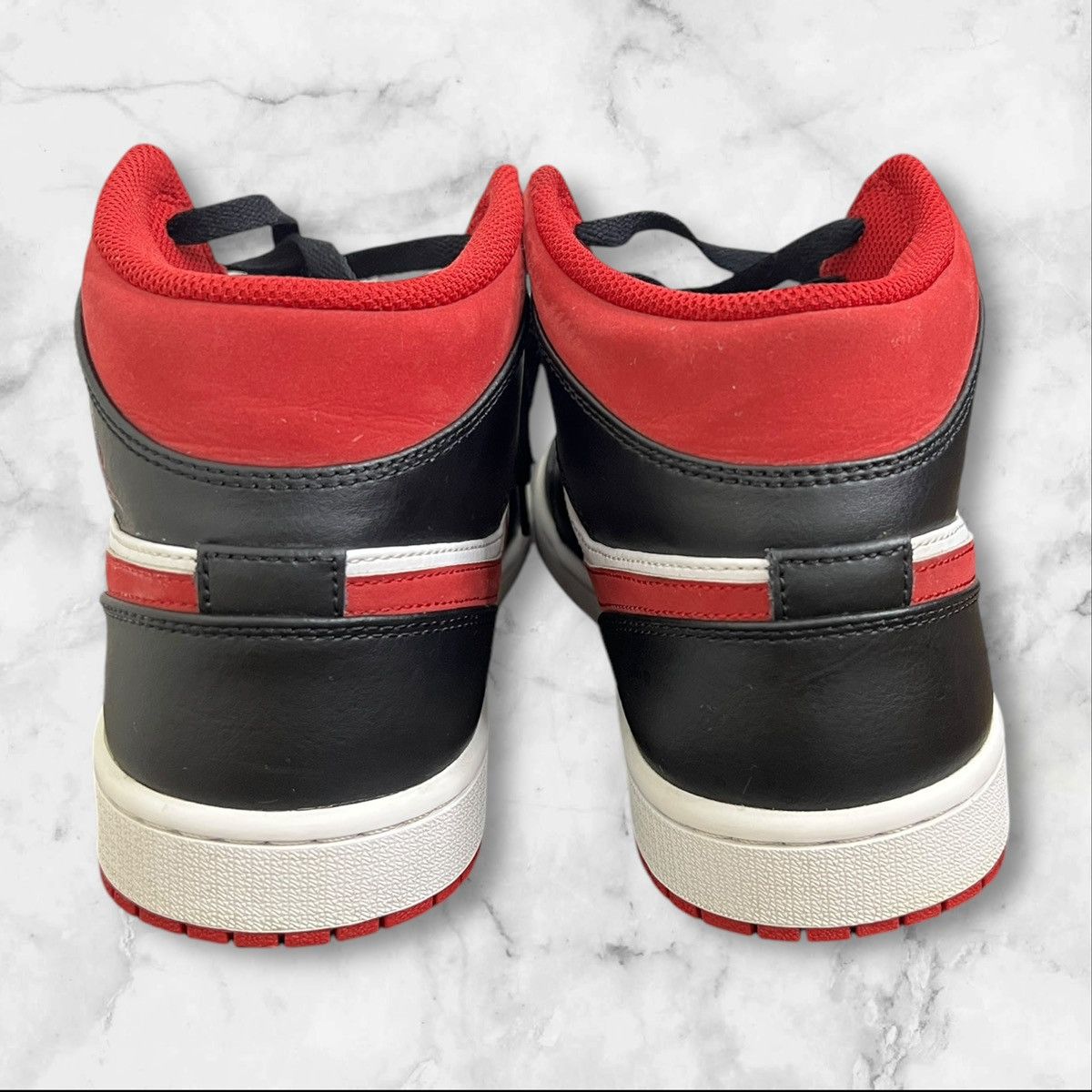 Nike Nike Air Jordan 1 Mid US 10 WHITE/GYM RED-BLACK Size US 10 / EU 43 - 5 Thumbnail