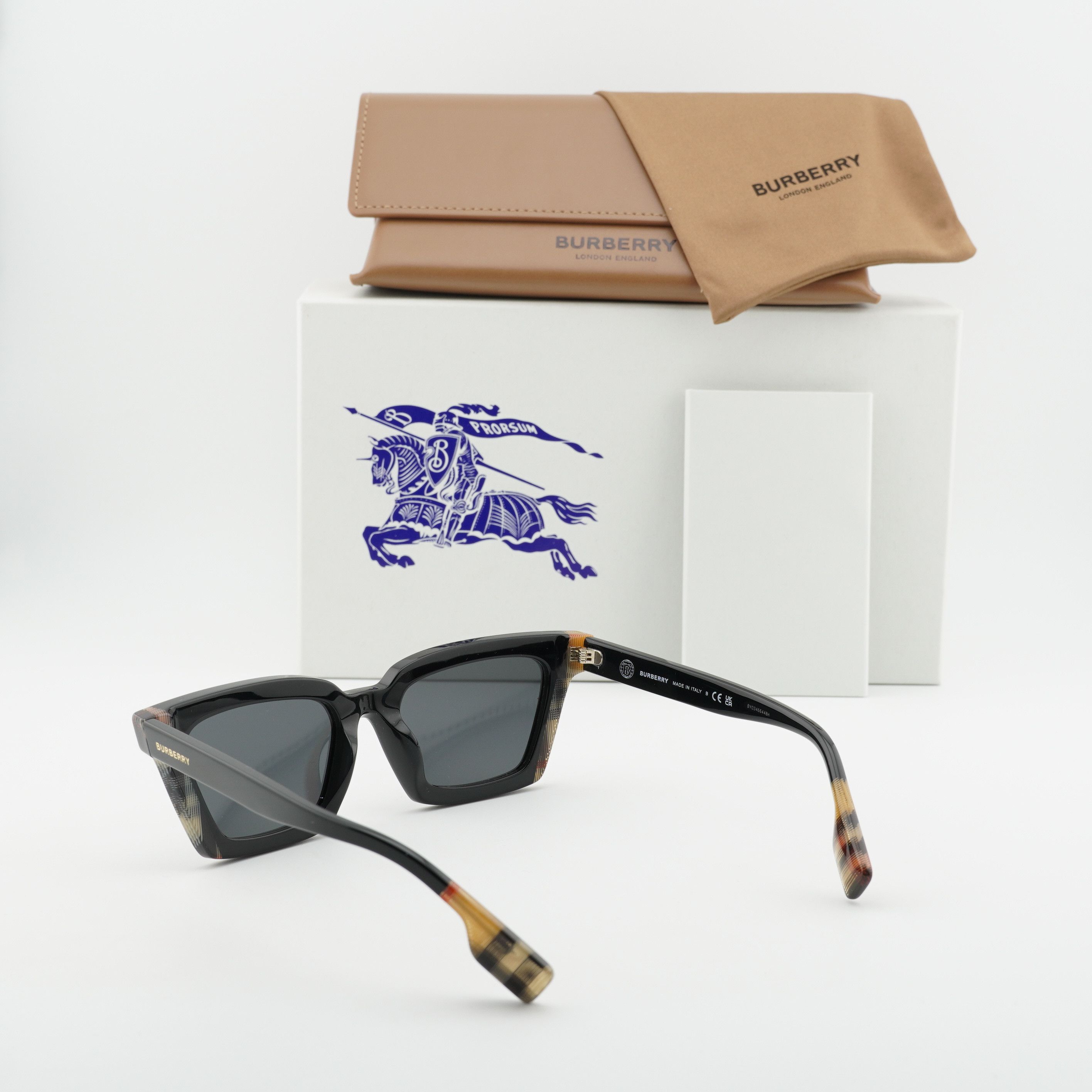 Burberry Burberry BE4392U 405587 Sunglasses Black Square Frame Size ONE SIZE - 11 Thumbnail