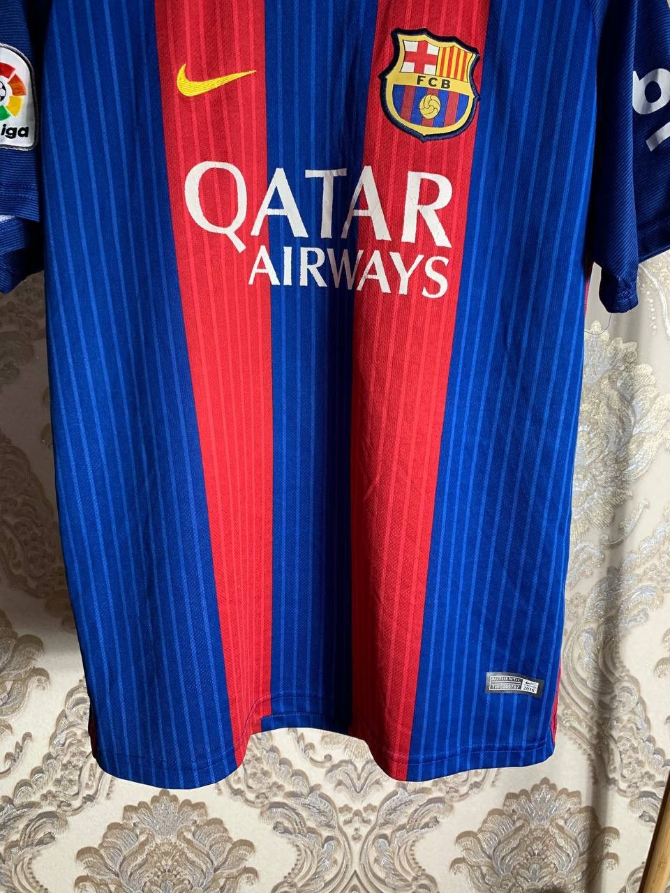 Nike VERY RARE NIKE FC BARCELONA SPAIN SOCCER JERSEY RETRO Y2K Size US S / EU 44-46 / 1 - 4 Thumbnail