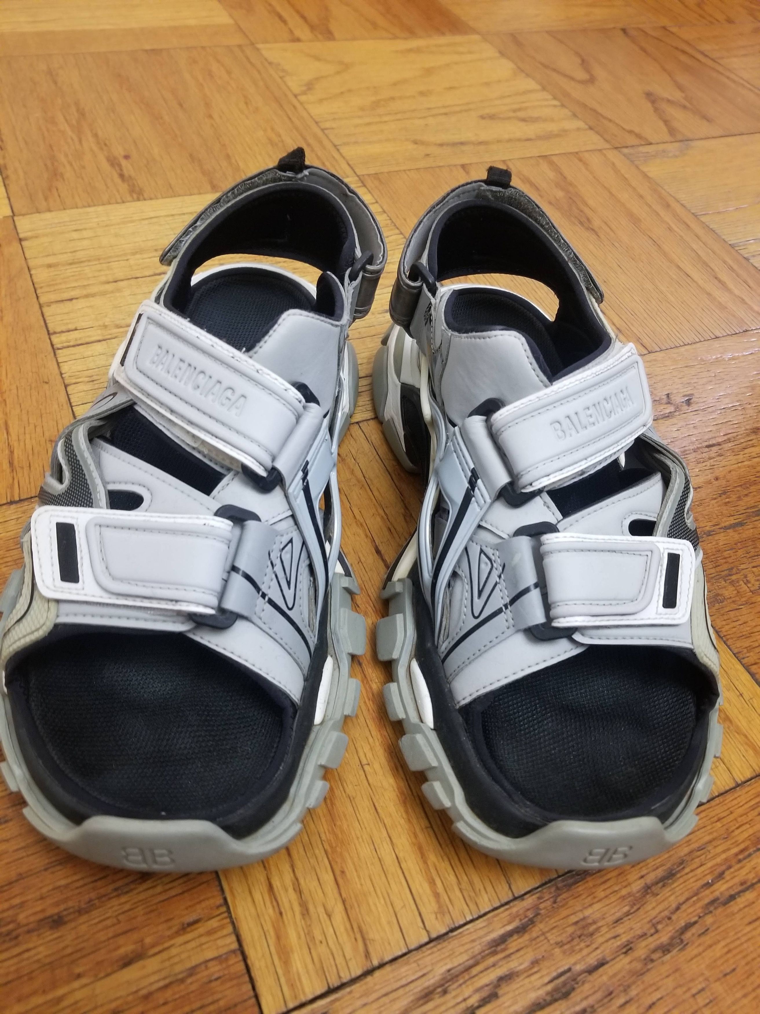 Balenciaga Balenciaga Grey Rubber Track Sandals Size 42 Size US 9 / EU 42 - 3 Thumbnail