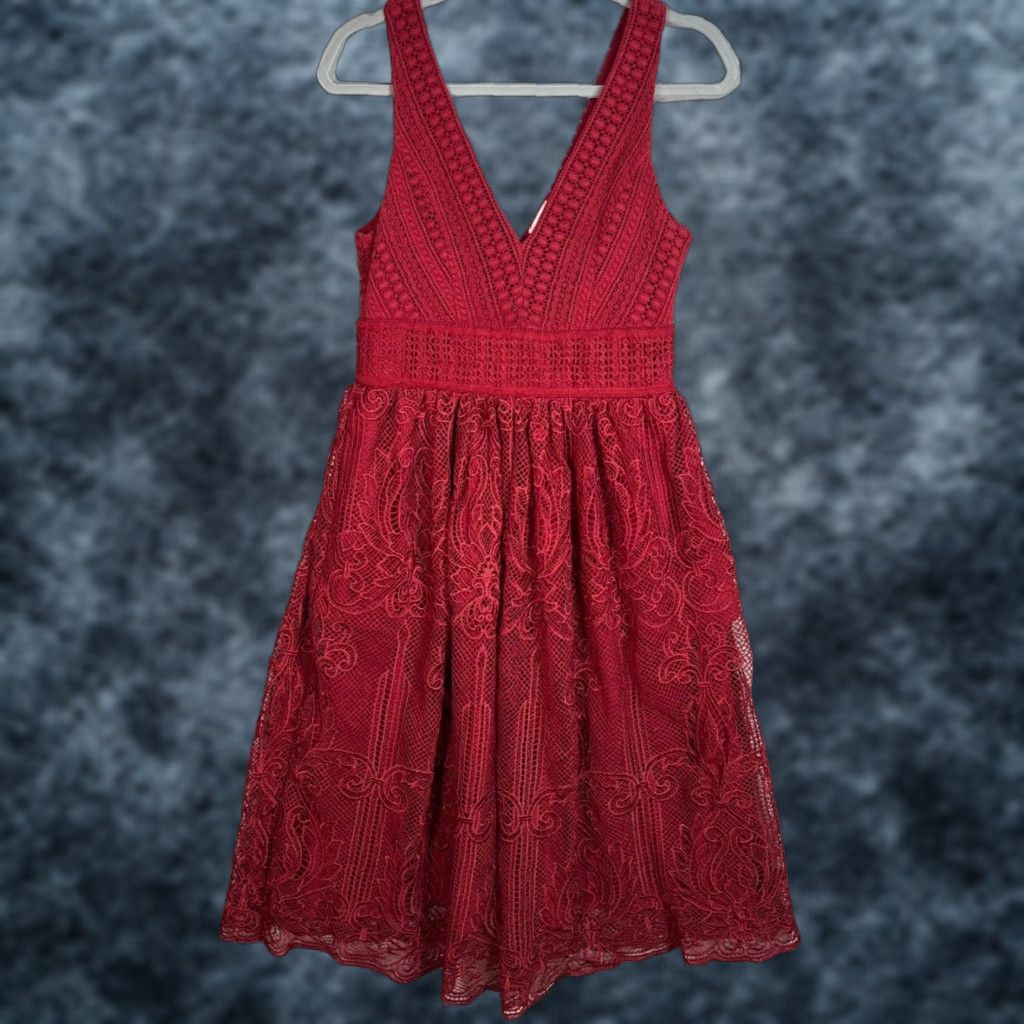 Anthropologie Red Lace Midi Dress Small Sleeveless V-Neck Fit & Flare Womens