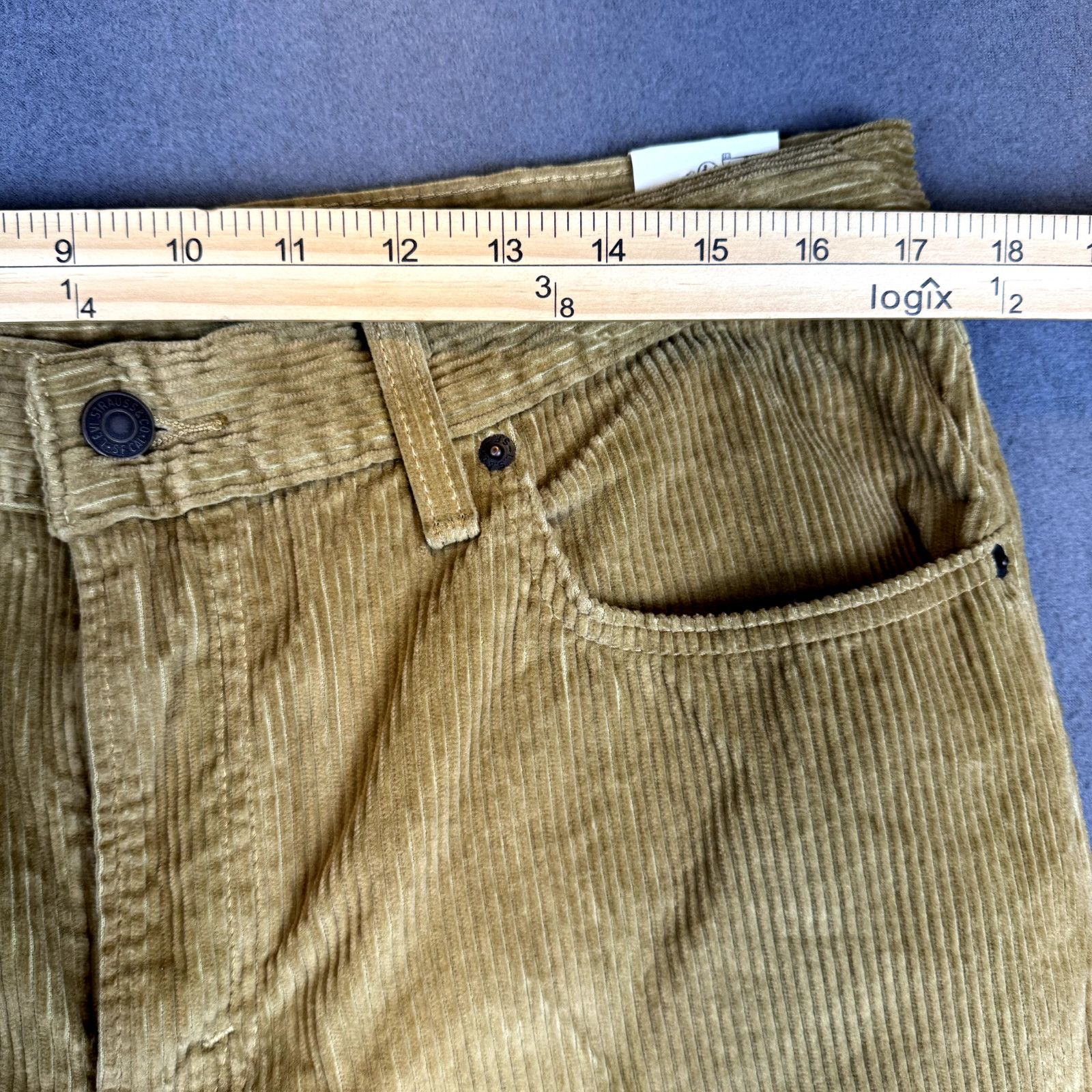 Levi's NWT Levi's Pants Mens 33X30 Brown Corduroy Flat Front Chino Size US 33 - 4 Thumbnail