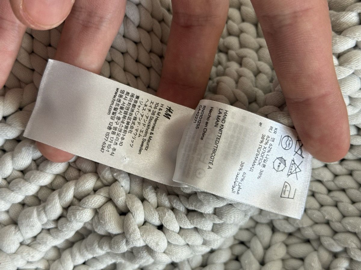 H&M × Maison Margiela Maison Margiela x H&M Doll Knit Cardigan Size XS / US 0-2 / IT 36-38 - 13 Thumbnail