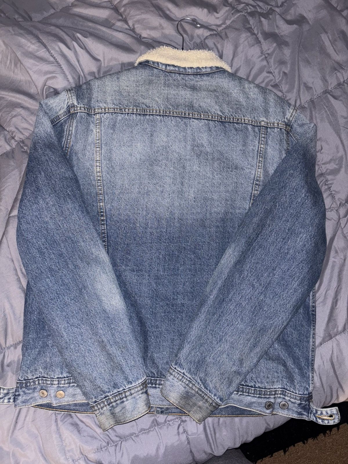 Old Navy Shearling denim jacket size L Size US L / EU 52-54 / 3 - 3 Thumbnail