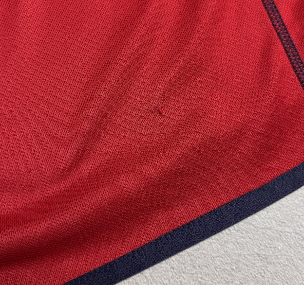 Umbro England 2002 2004 Away Shirt Soccer Jersey Reversible Umbro Size US XL / EU 56 / 4 - 17 Thumbnail