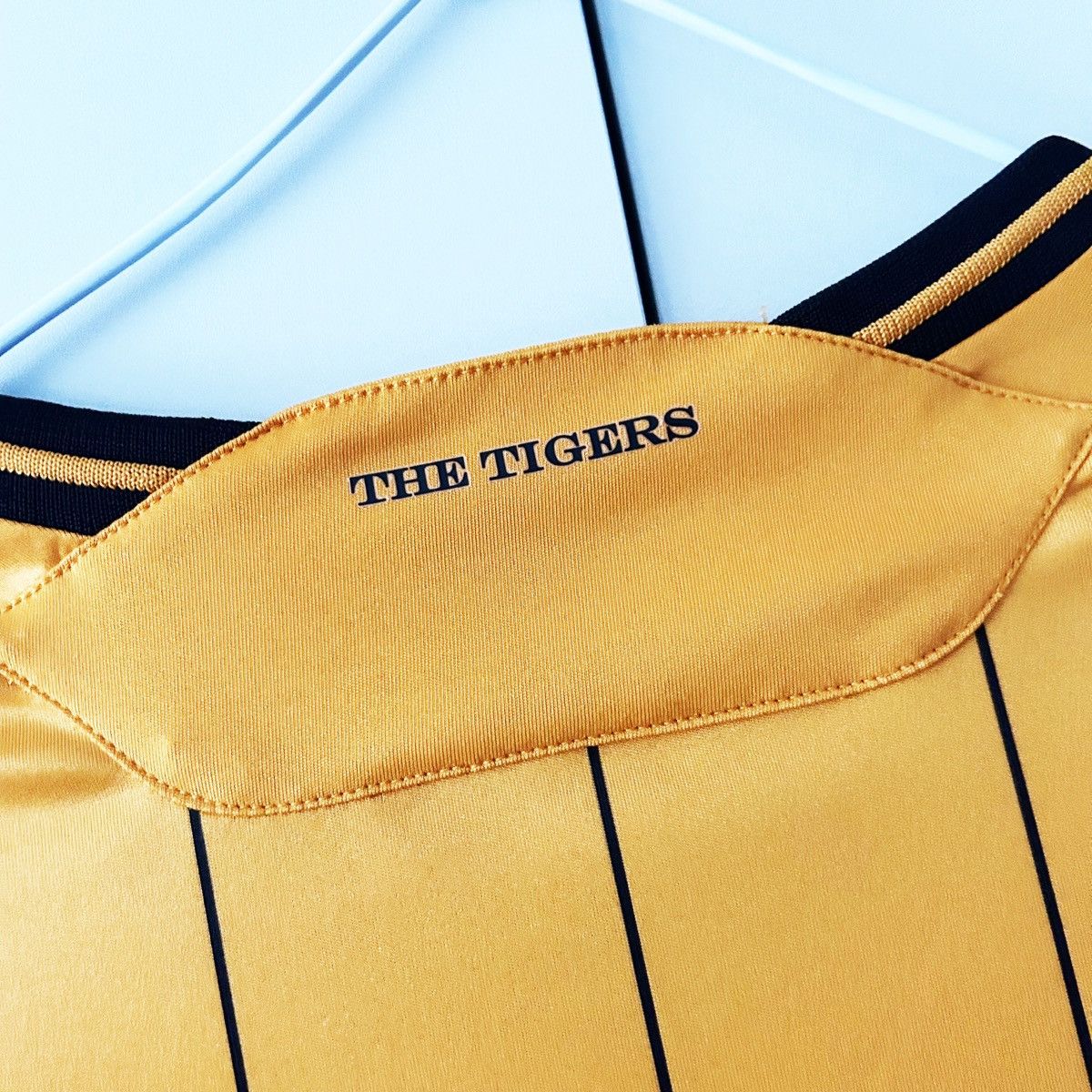 Umbro × Vintage Hull City umbro jersey 2009 2010 Size US XL / EU 56 / 4 - 8 Thumbnail