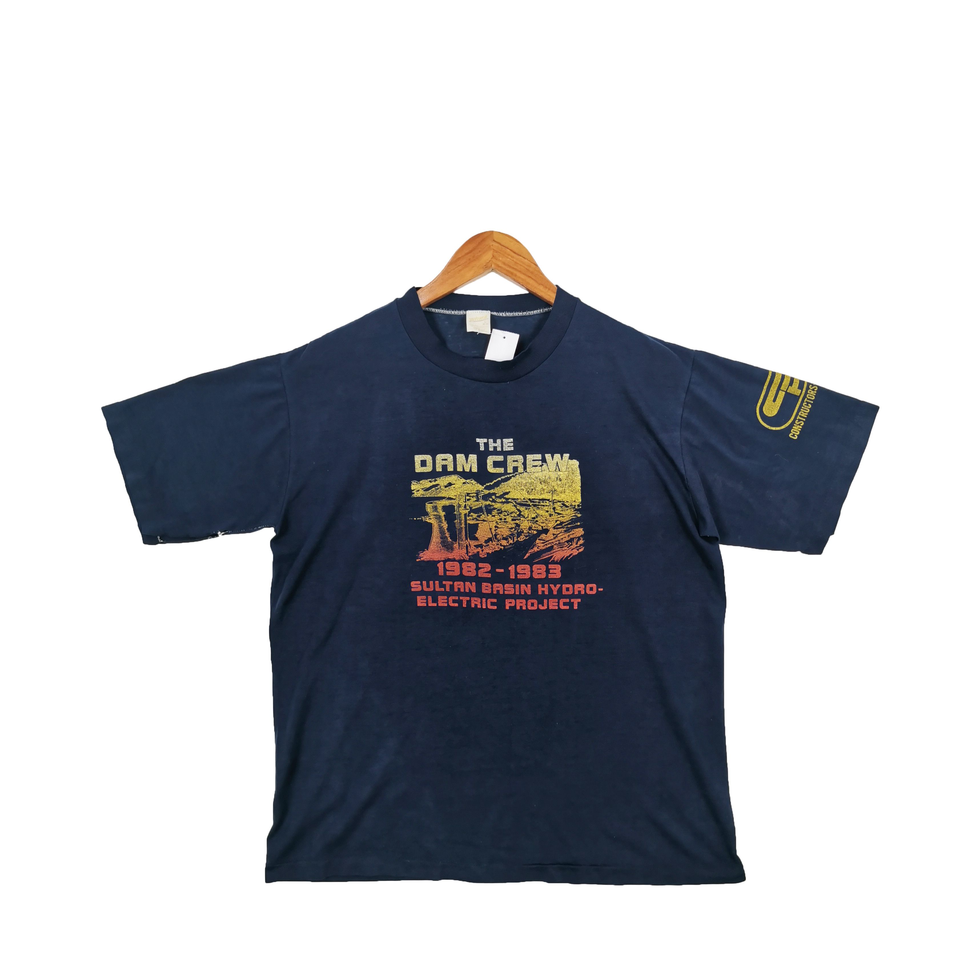 Vintage Vintage 90s The Dam Crew T-Shirt Hydro Electric Crewneck Tee Size US M / EU 48-50 / 2 - 1 Thumbnail