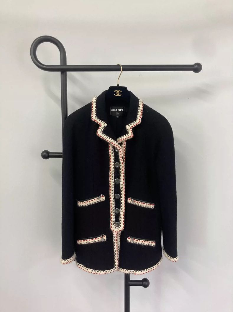 Chanel Chanel Black Coat with Color Trim - dmc Size US L / EU 52-54 / 3 - 1 Thumbnail