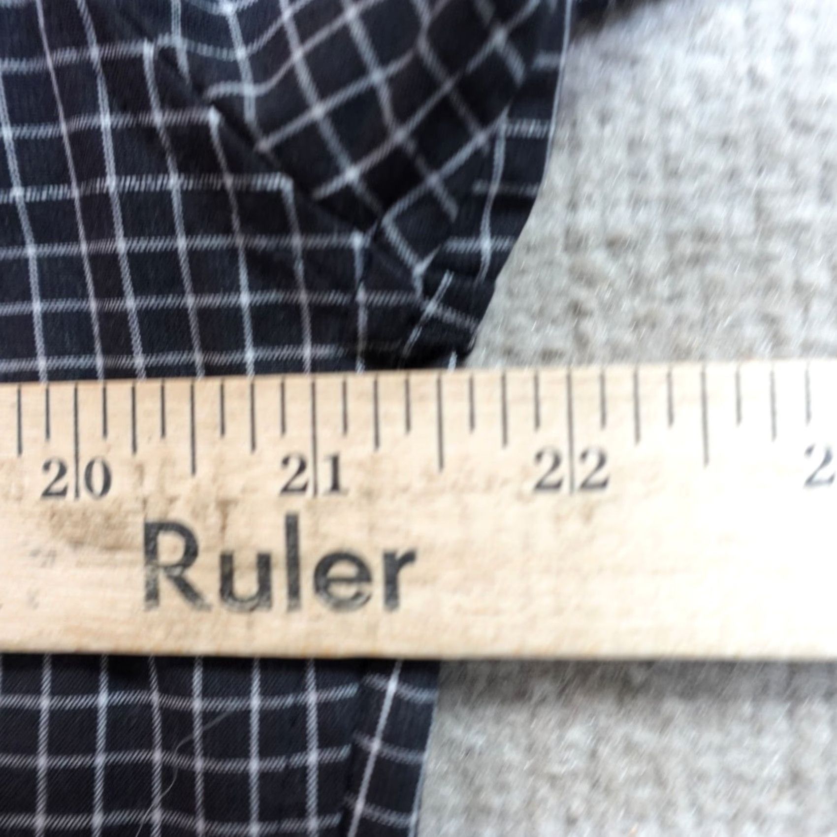 Lululemon Lululemon Shirt Medium Black Plaid Short Sleeve Button-Up Collared Casual Mens Size US M / EU 48-50 / 2 - 6 Thumbnail