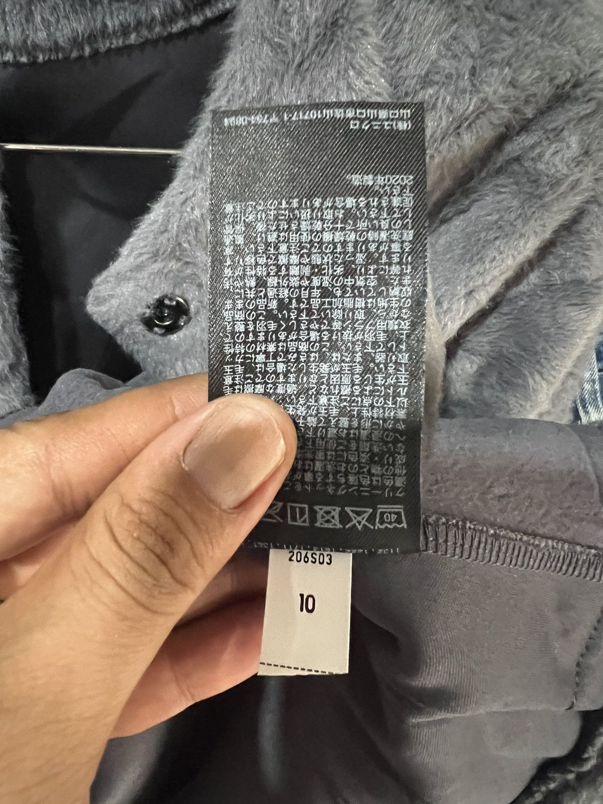 Uniqlo 🔥Uniqlo Faux Fur Button Cardigan Size M / US 6-8 / IT 42-44 - 13 Thumbnail