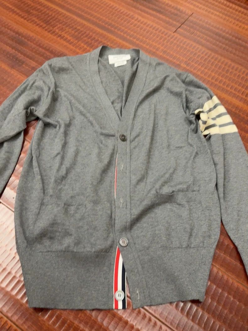 Thom Browne Thom Browne Gray wool sweater Size US XL / EU 56 / 4 - 1 Thumbnail