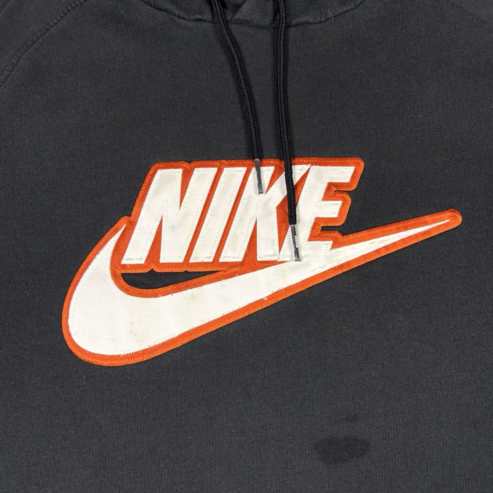 Nike VINTAGE Nike Hoodie Embroidered Swoosh Logo Black Pullover Adult Large L 90s 2000s Size US L / EU 52-54 / 3 - 6 Thumbnail