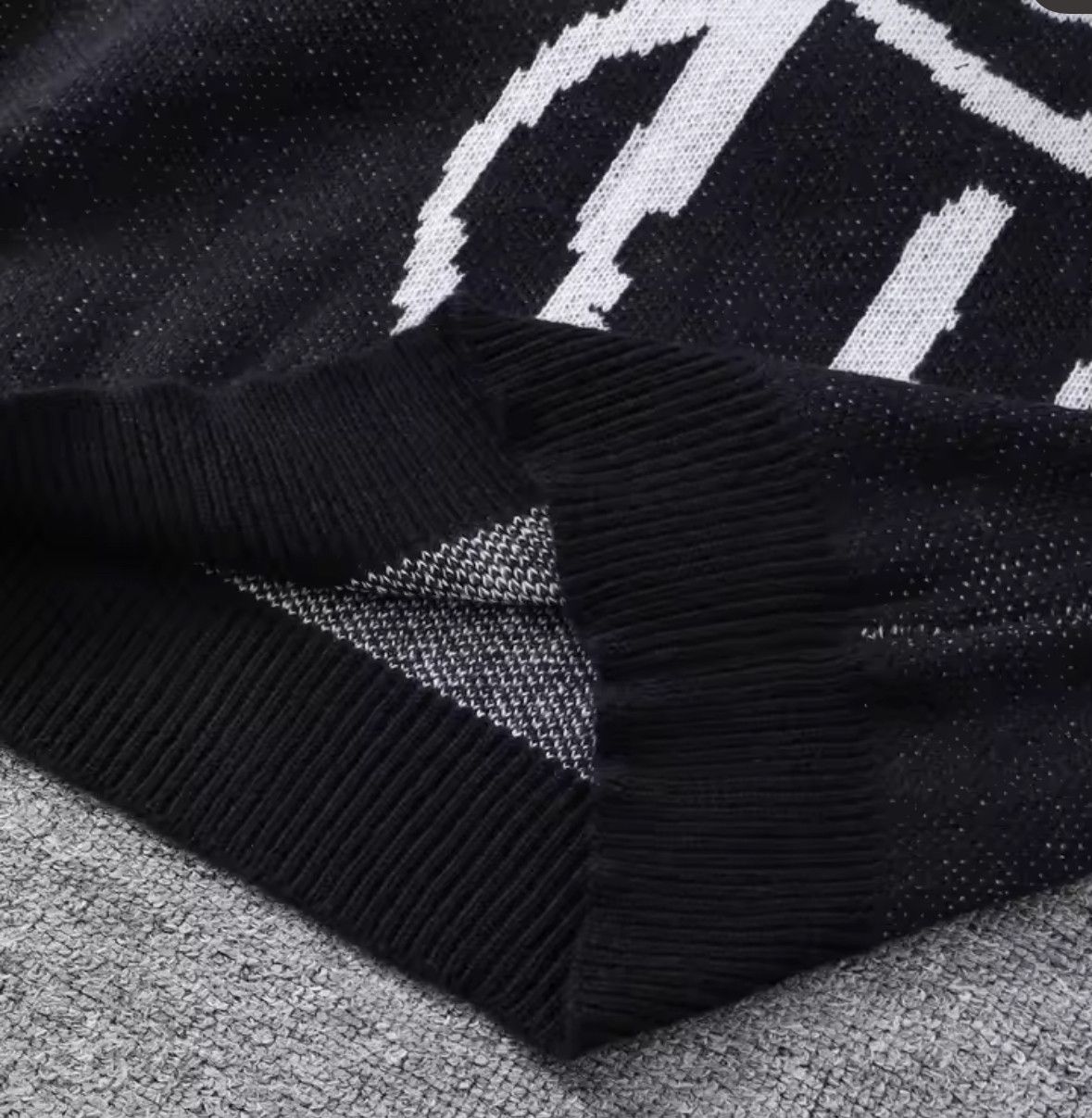Japanese Brand Abstract Kitten Pattern Sweater Jacquard Knitted Sweatshirt Size US M / EU 48-50 / 2 - 2 Thumbnail