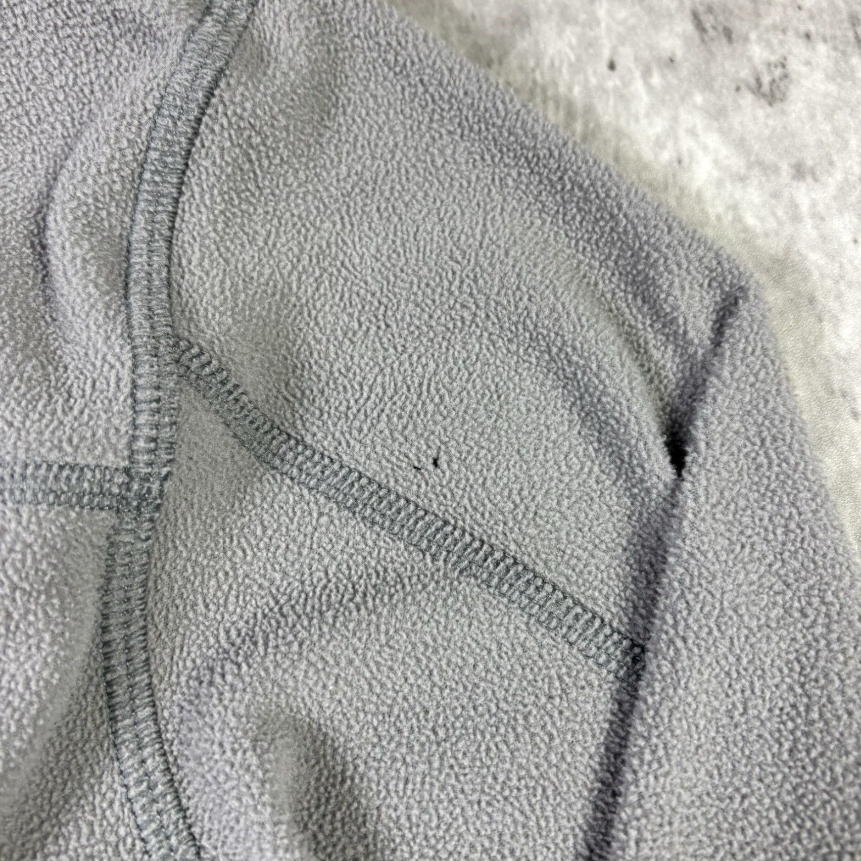 Patagonia Patagonia Fleece Q-Zip Pullover Sweater Grey Mens Large Embroidered Logo Size US L / EU 52-54 / 3 - 8 Thumbnail