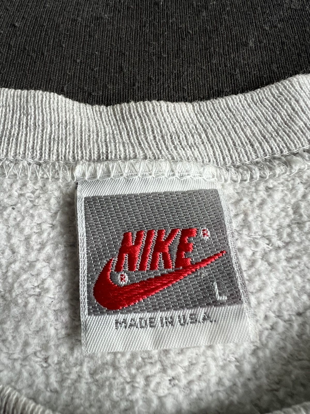 Nike Vintage Nike Mr Robinson Crewneck 90s VERY RARE Size US L / EU 52-54 / 3 - 2 Thumbnail
